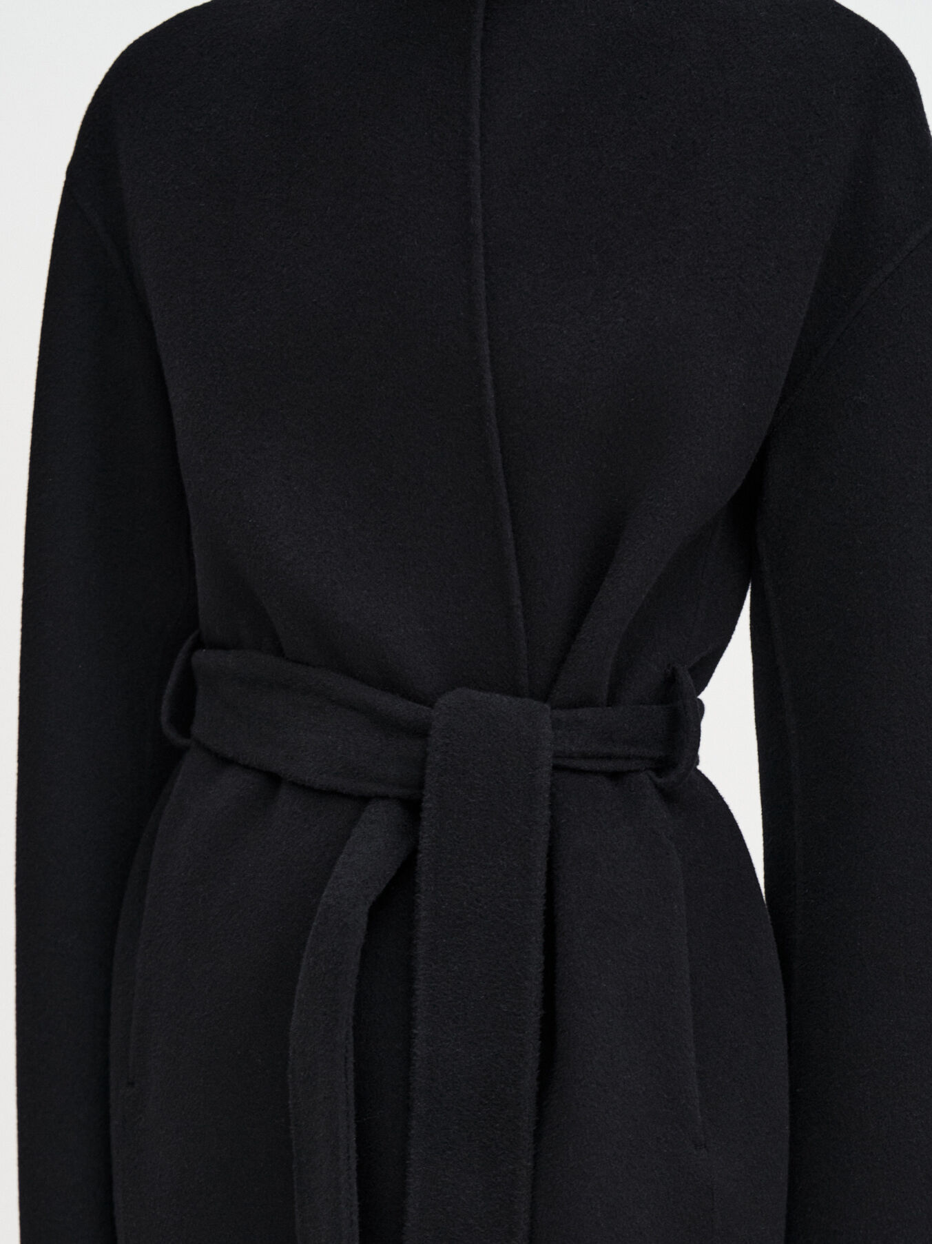 29102-1433-CORE-SS26-0023-4 detail