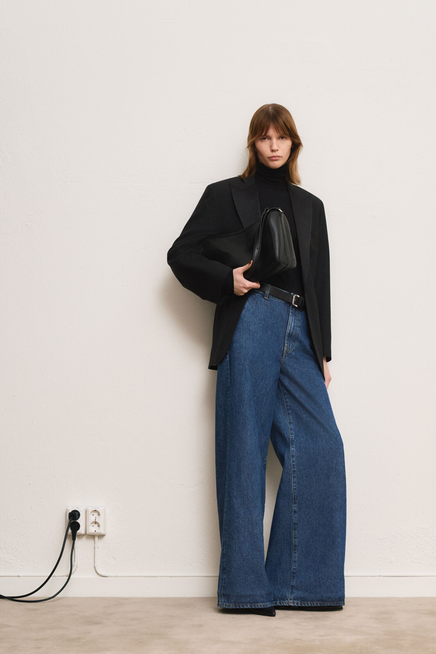 FilippaK AW25 2x3 MAIN Wardrobe 02 Festive Leisure W