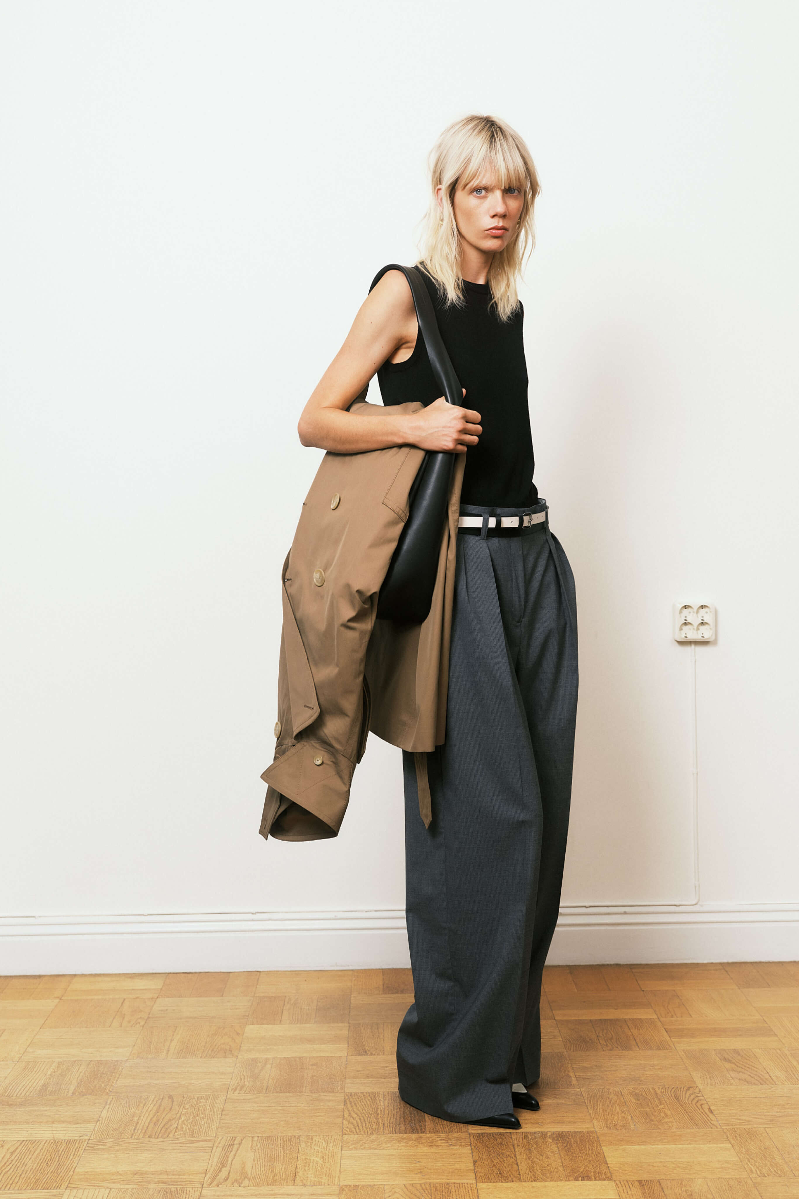 Filippa K - Filippa K sportsレギンス Filippa K Soft Sport Cropped Gloss Legging - Olive | Garmentory