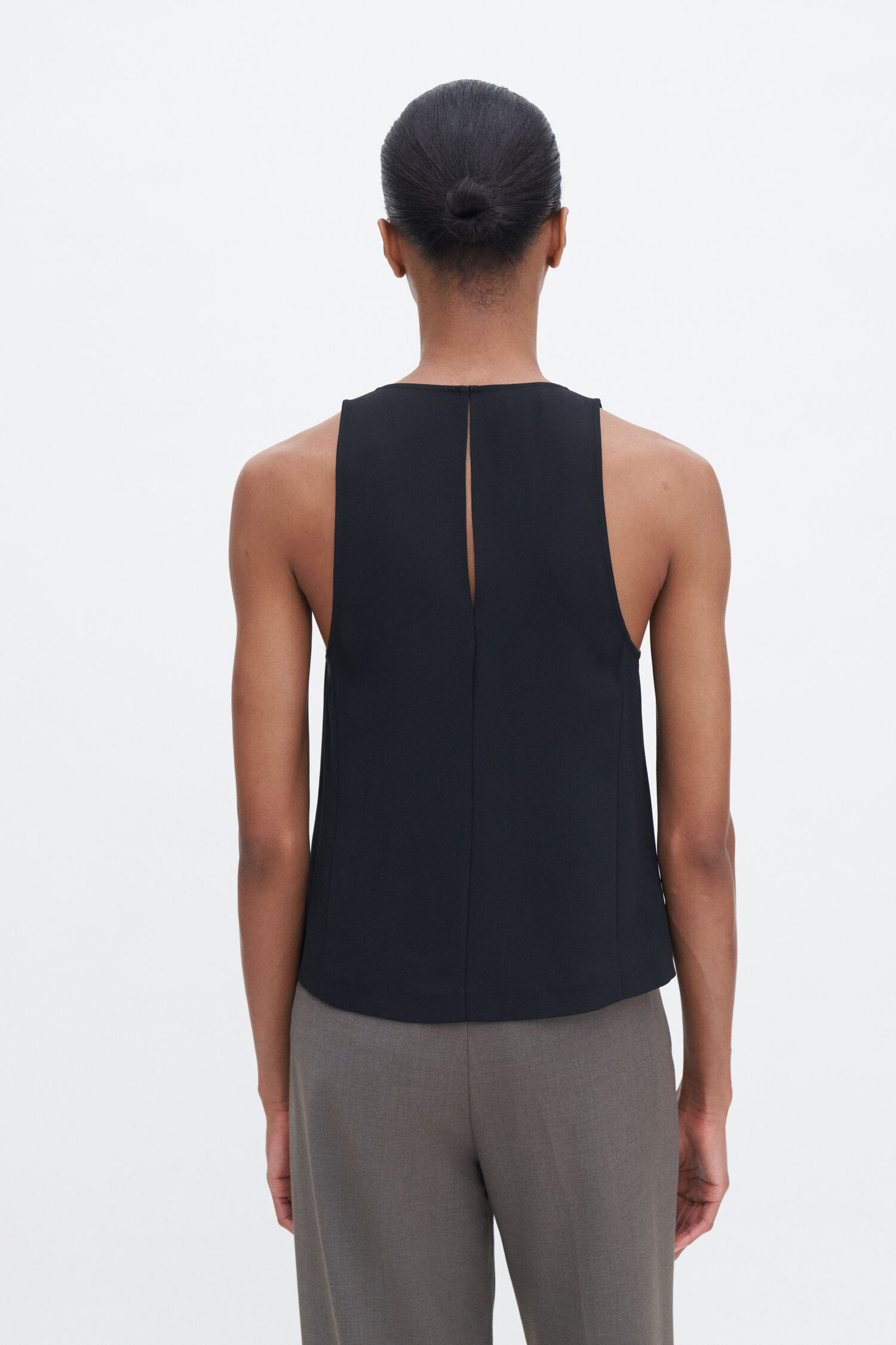 Contrast V-Neck Tank