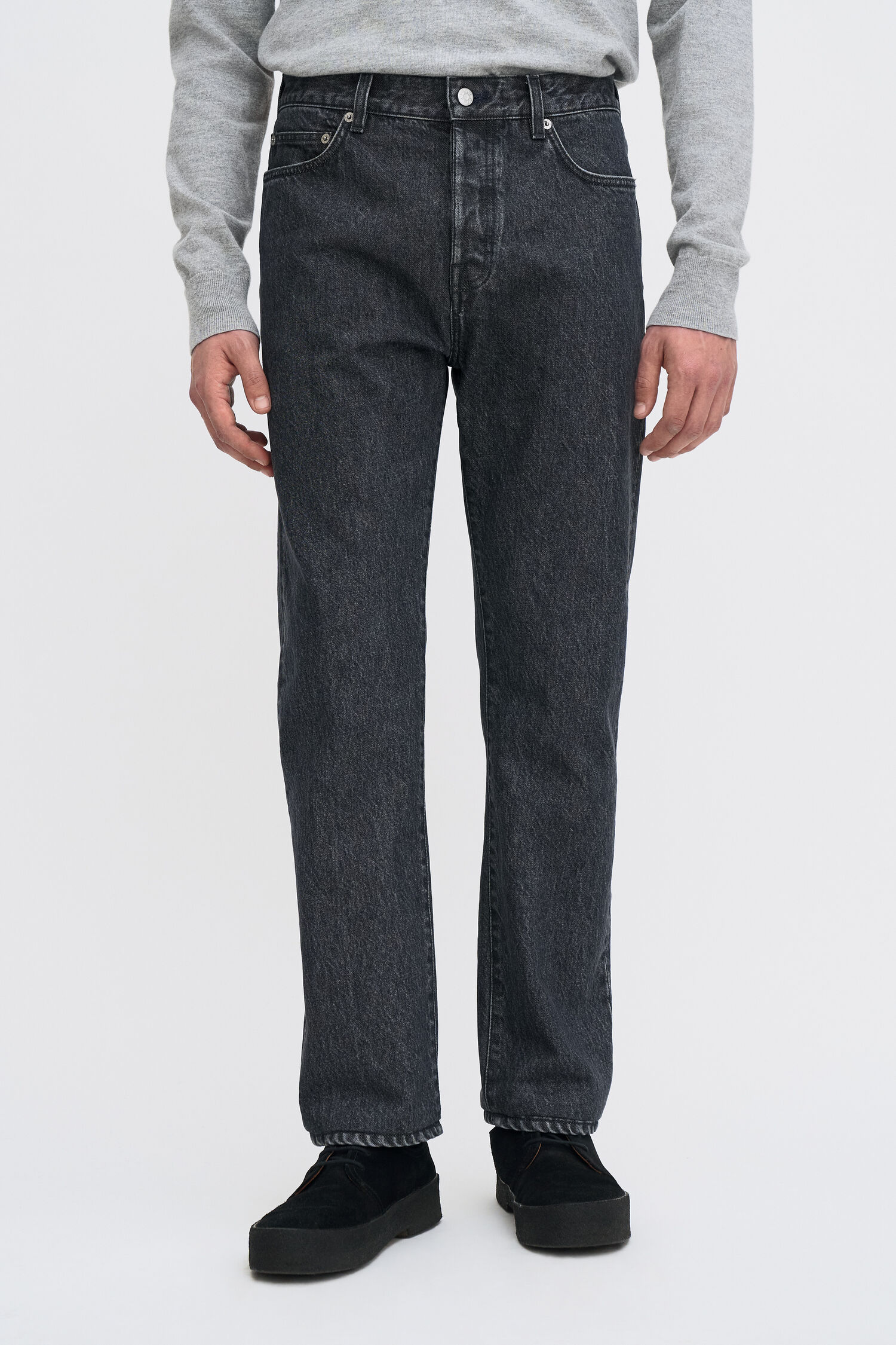Tapered Cropped Jeans