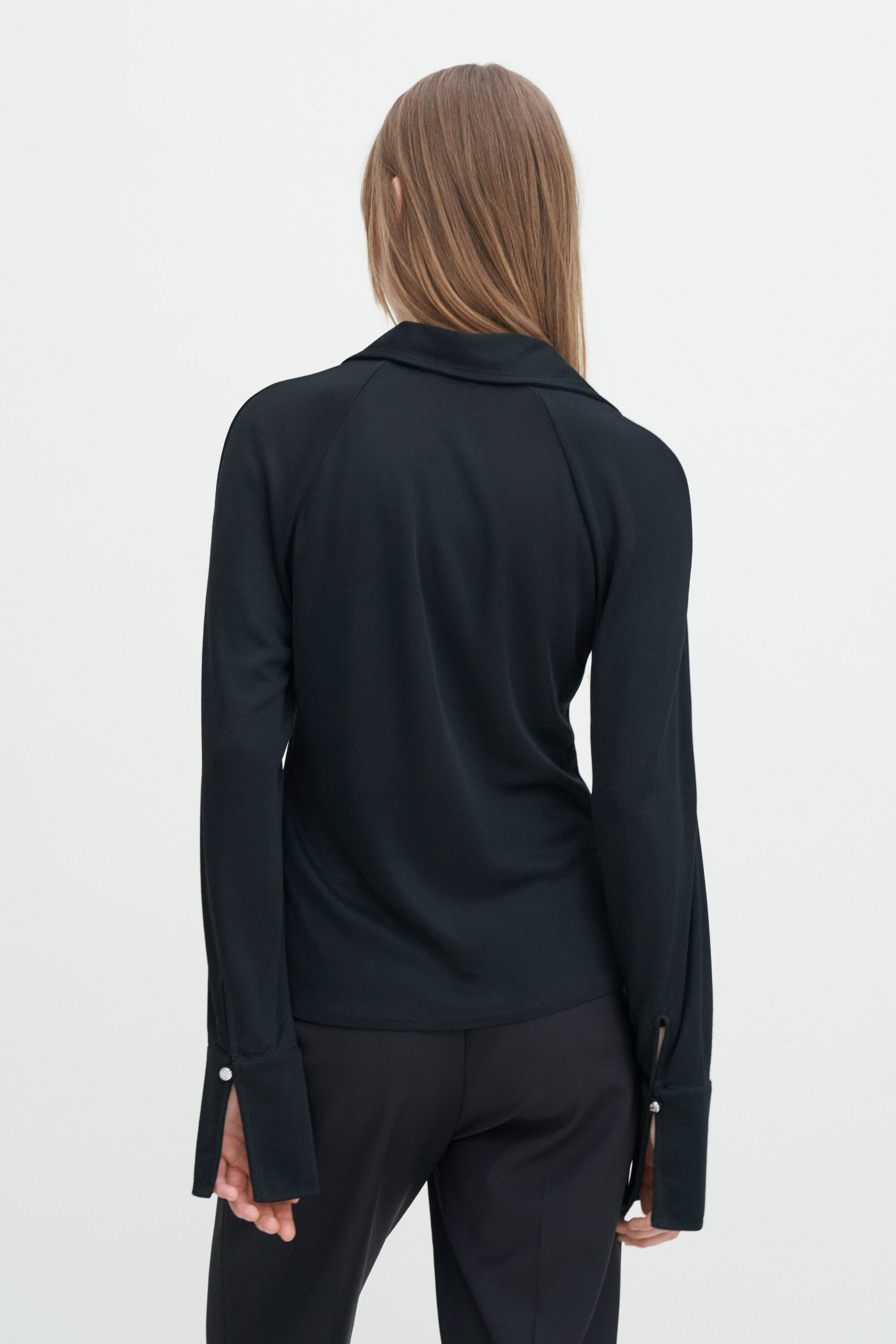 Tシャツ・カットソー FILIPPA K Women Tops 306111433 BLACK Glossy Jersey Shirt - Black | Filippa K