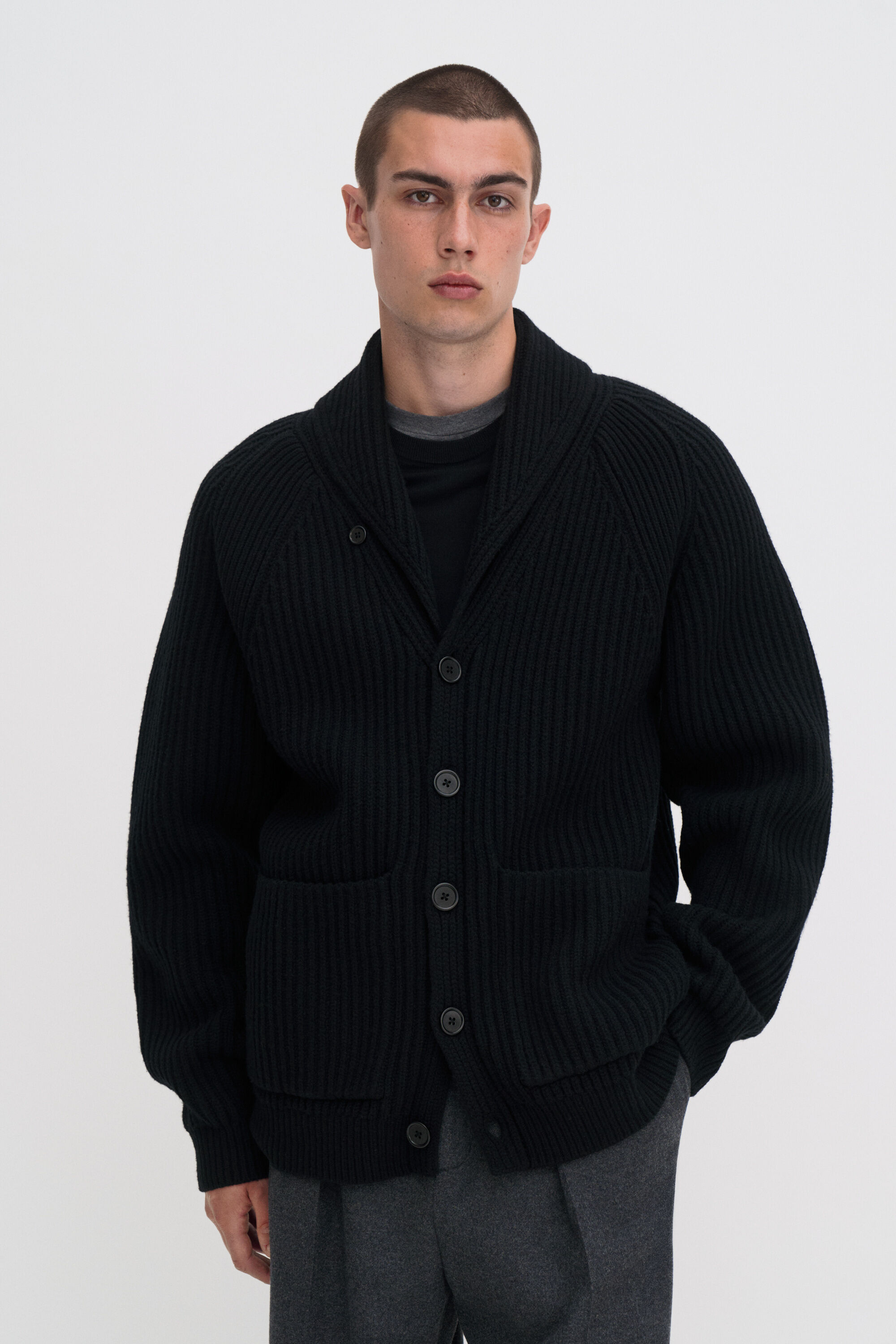 トップス INTERIM SHAWL COLLAR CARDIGAN Shawl Collar Wool Cardigan - Black | FILIPPA K
