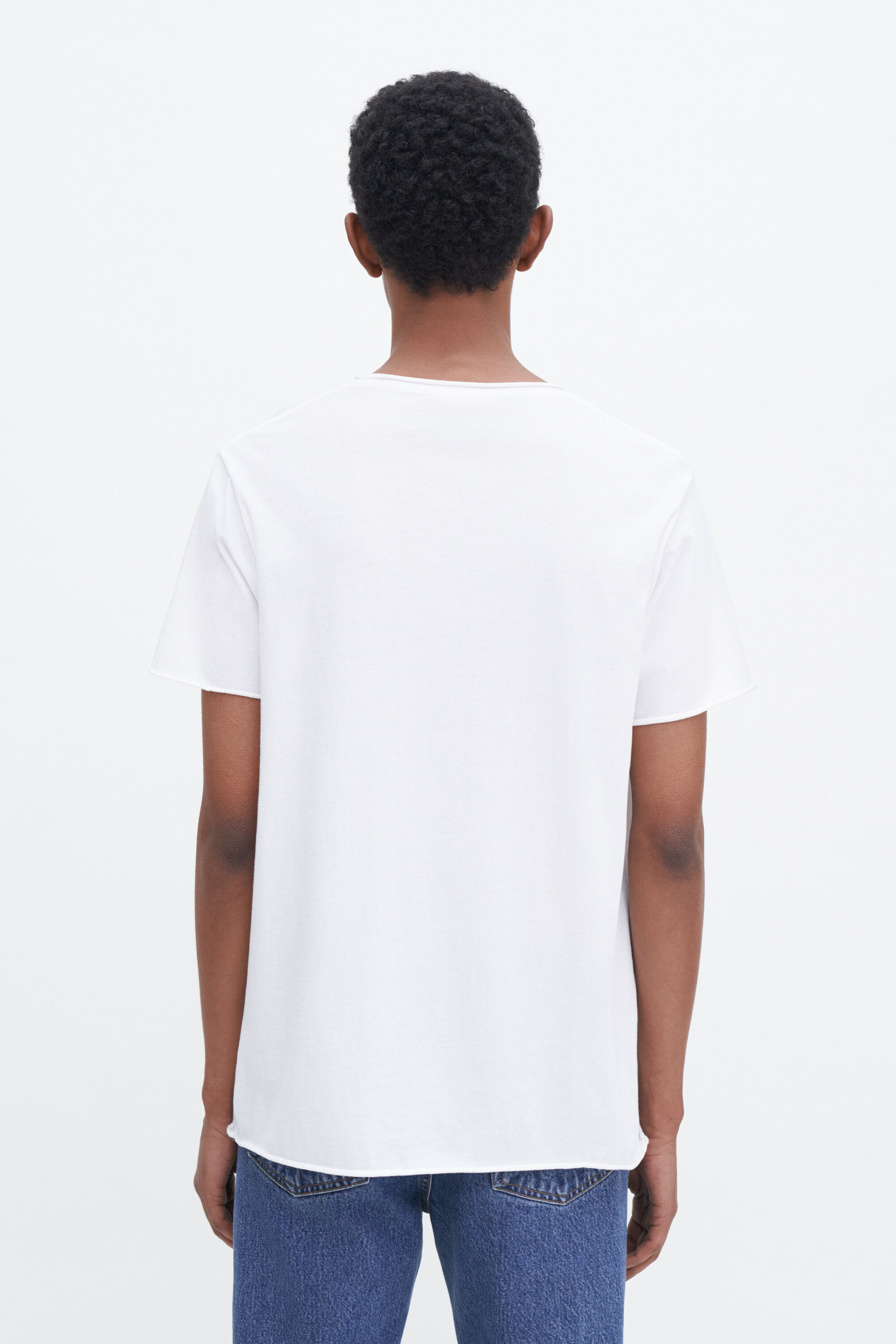 【関税込み】Filippa K ホワイト クルーネックTシャツ Filippa K Heavy Cotton Crew Neck T-Shirt White at CareOfCarl.com