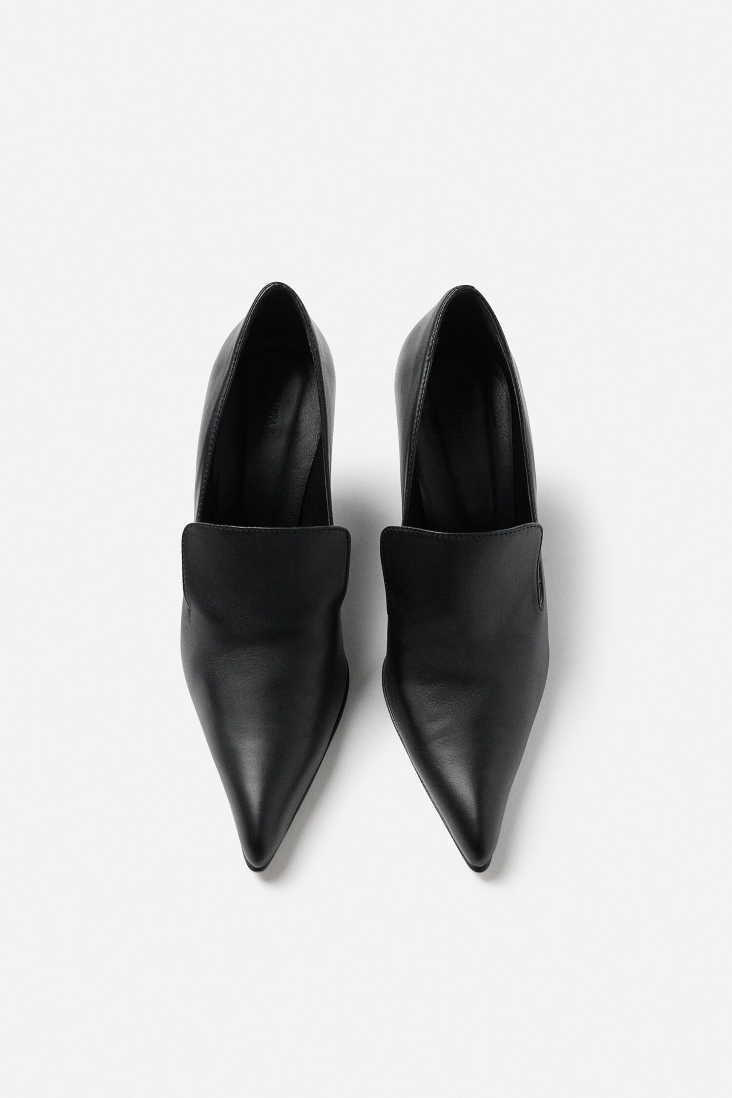 ARMA LEATHER PUMPS （Black） Pointed Leather Pumps - Black | FILIPPA K