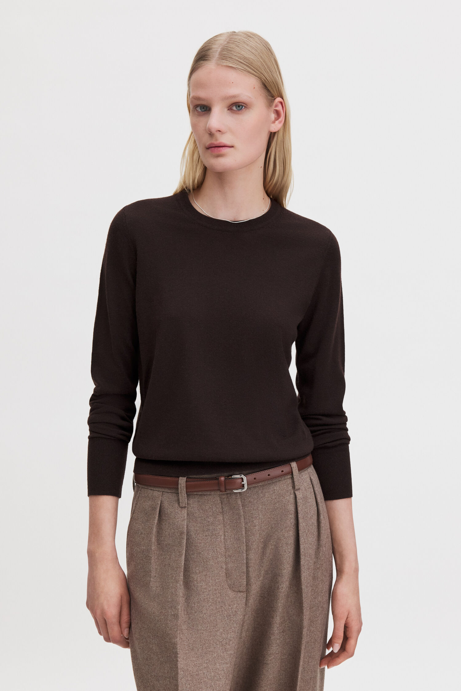 Merino R-neck Sweater