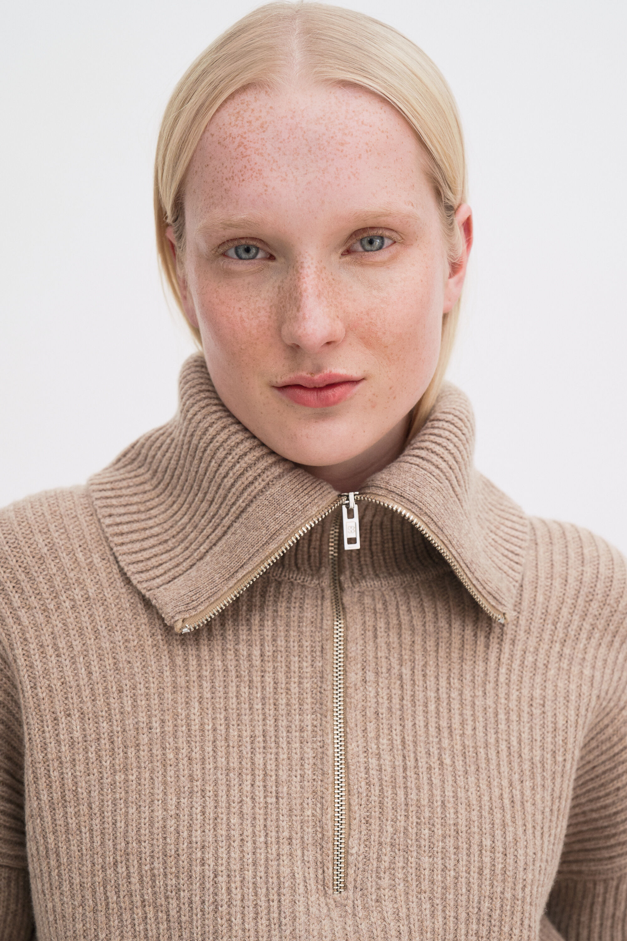Ribbed Wool Half Zip Sweater - Sandstone | FILIPPA K