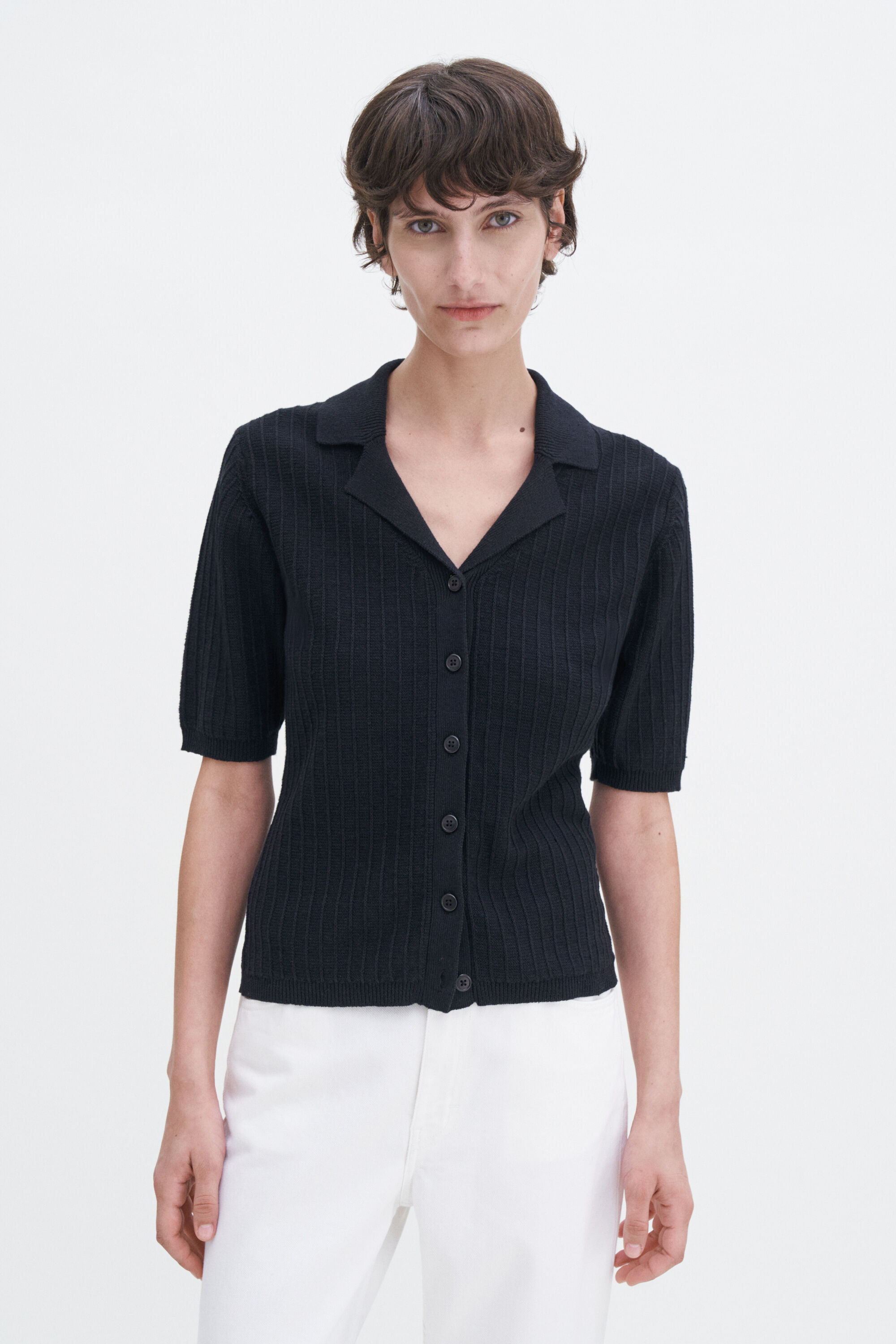 Shortsleeve Collar Cardigan - Black | FILIPPA K