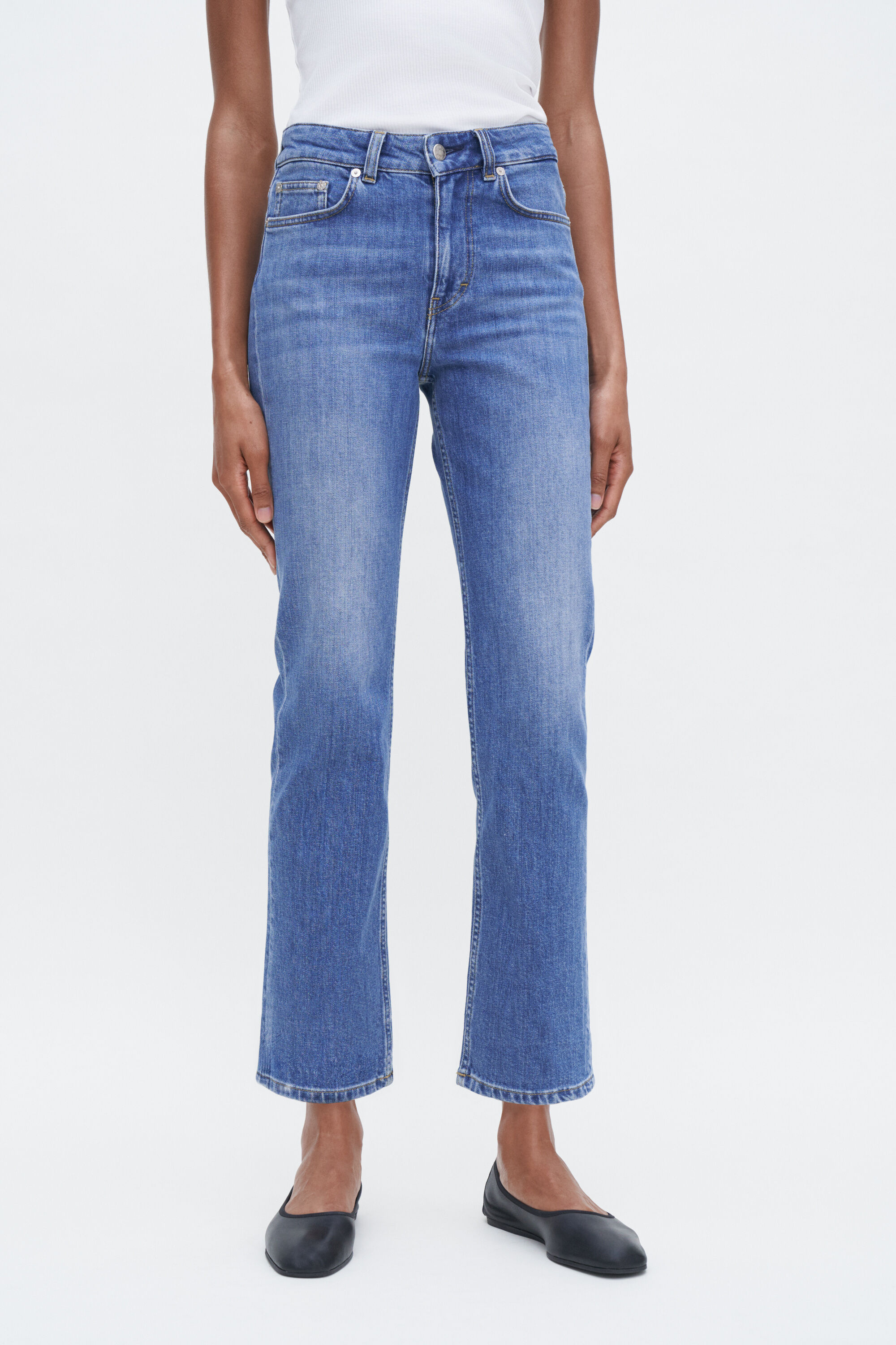 Stella Cropped Mid Blue Wash - Mid Blue | Filippa K