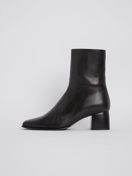 Eileen Leather Boot