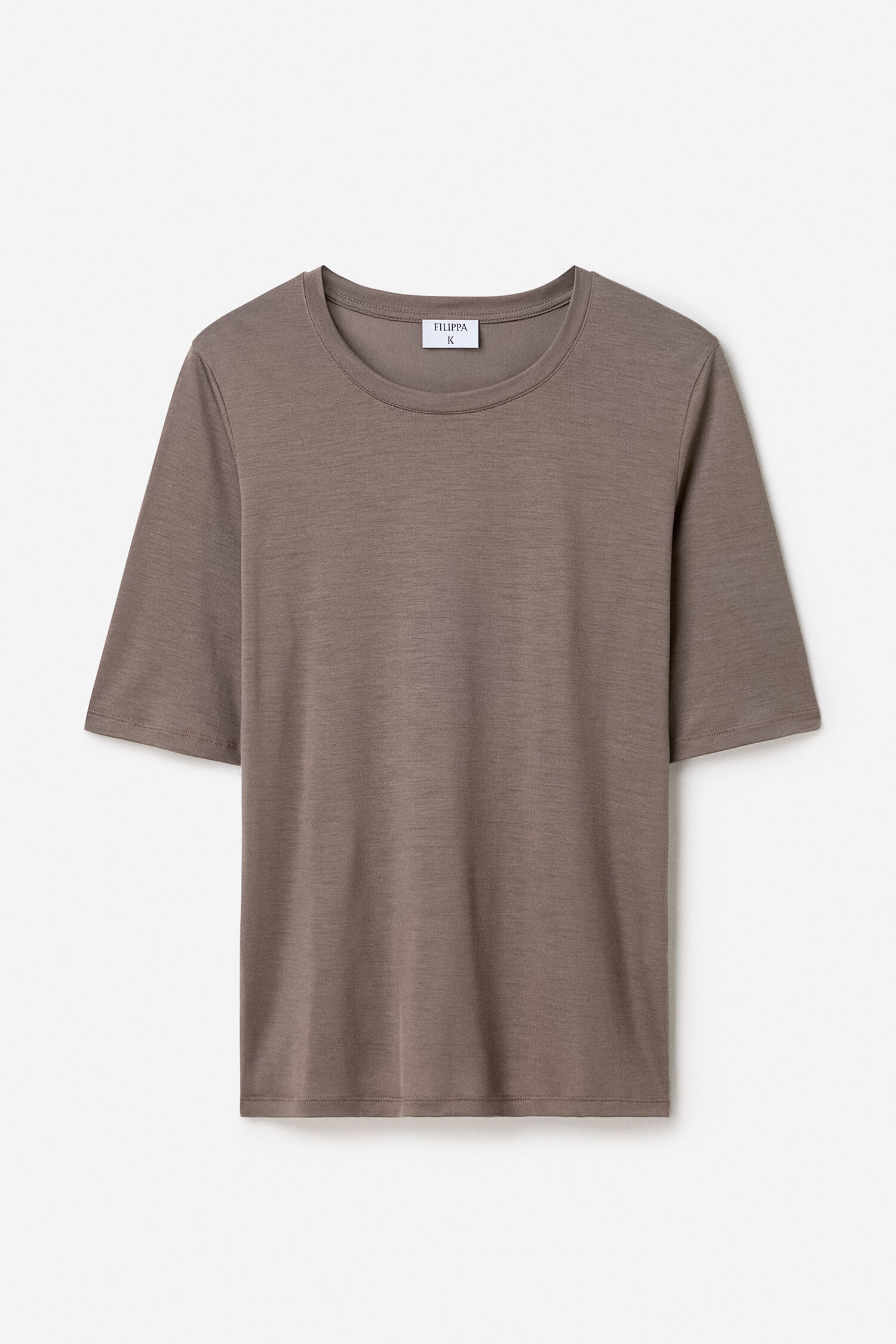 Elena Tee