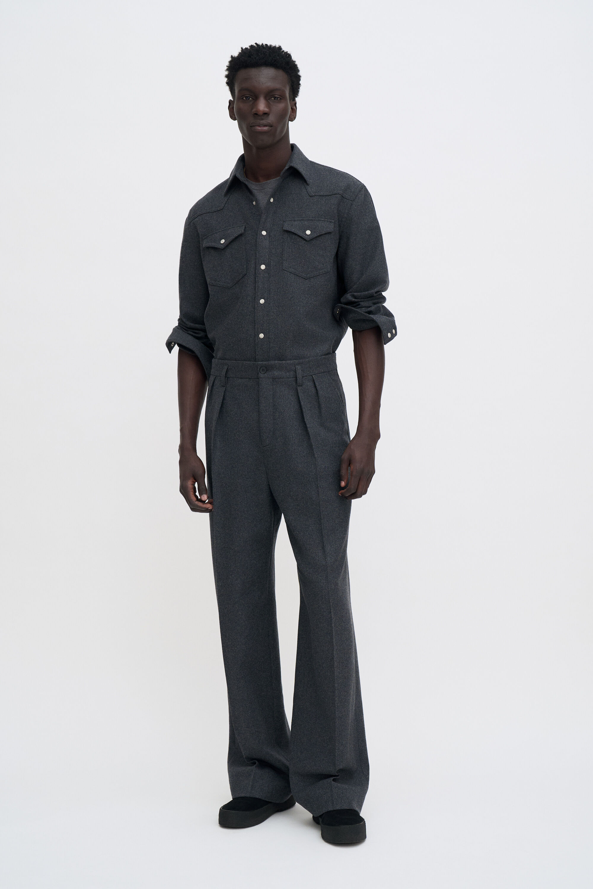 Milo Flannel Trousers - Anthracite Melange | FILIPPA K