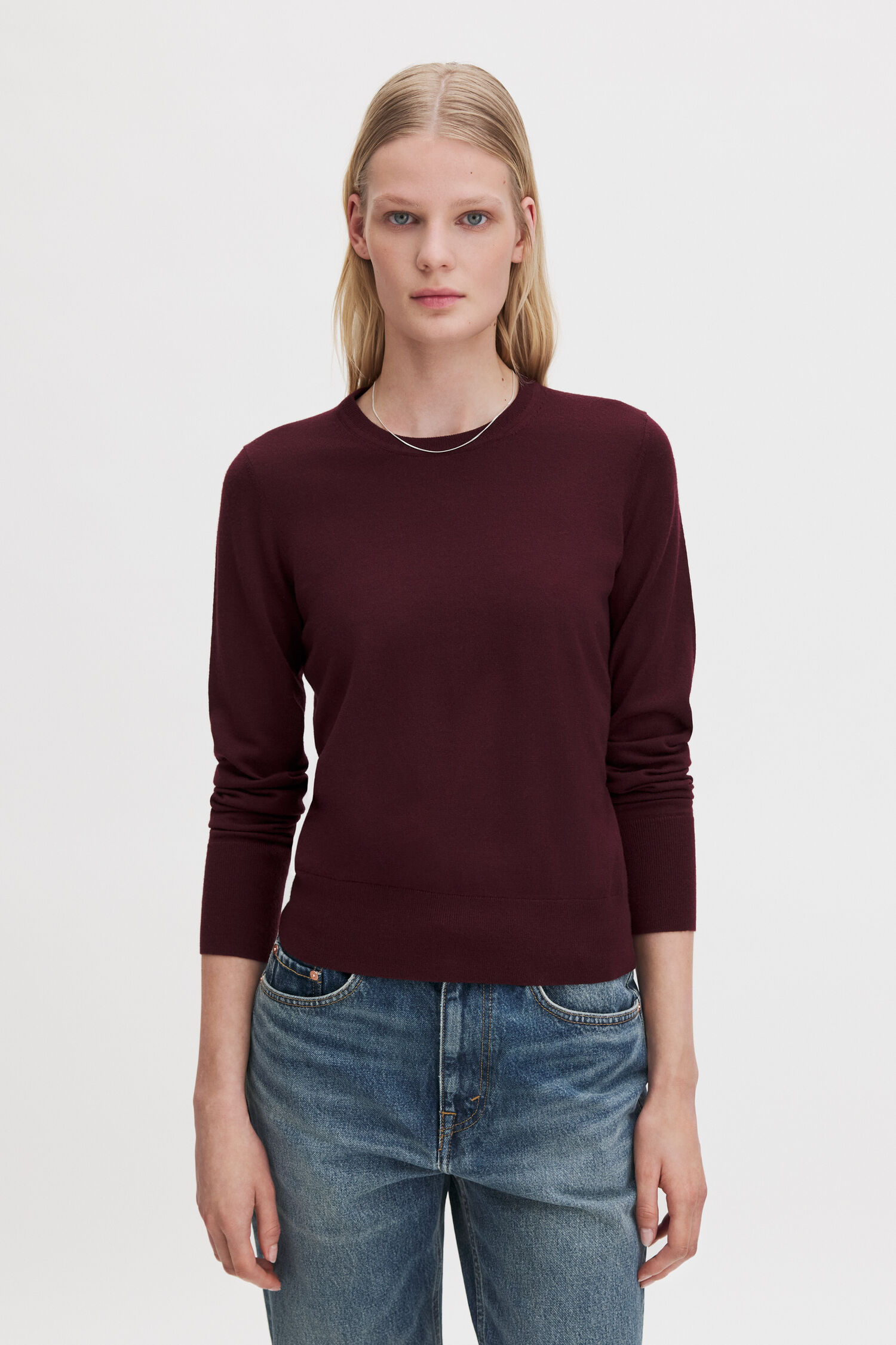 Merino R-neck Sweater