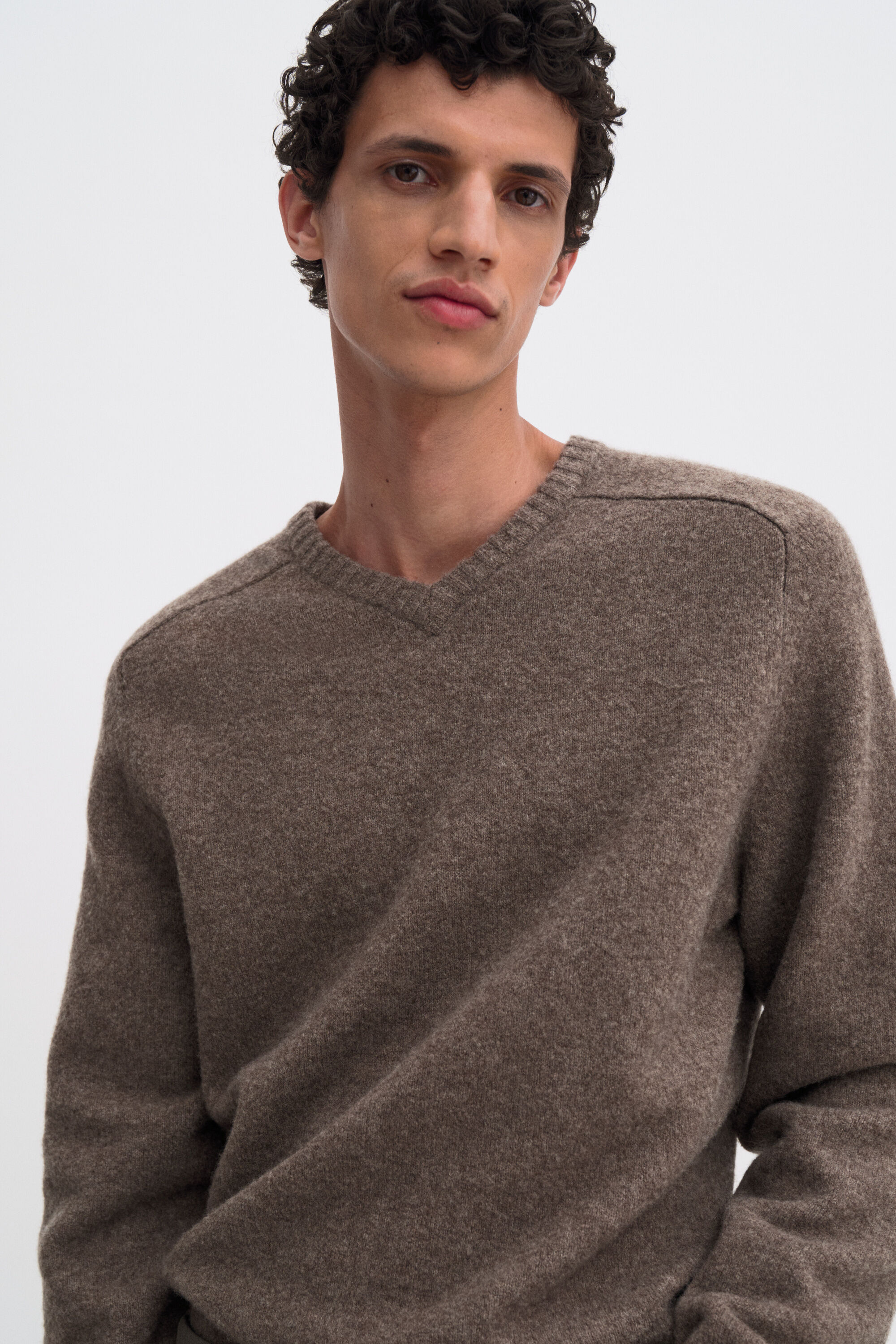 Yak Wool V- Neck Sweater - Driftwood | FILIPPA K