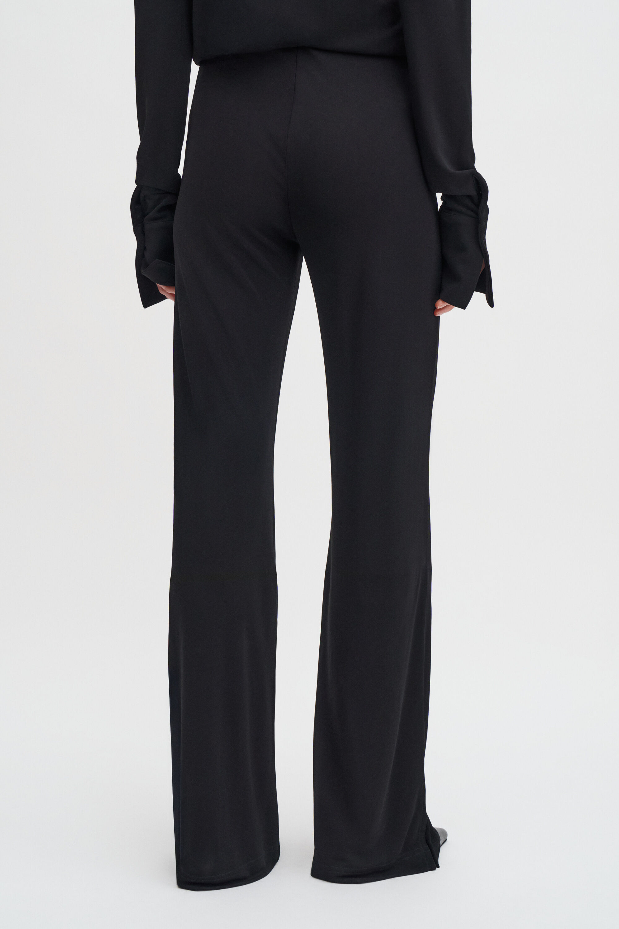 Freja Crépe Trousers - Black | FILIPPA K