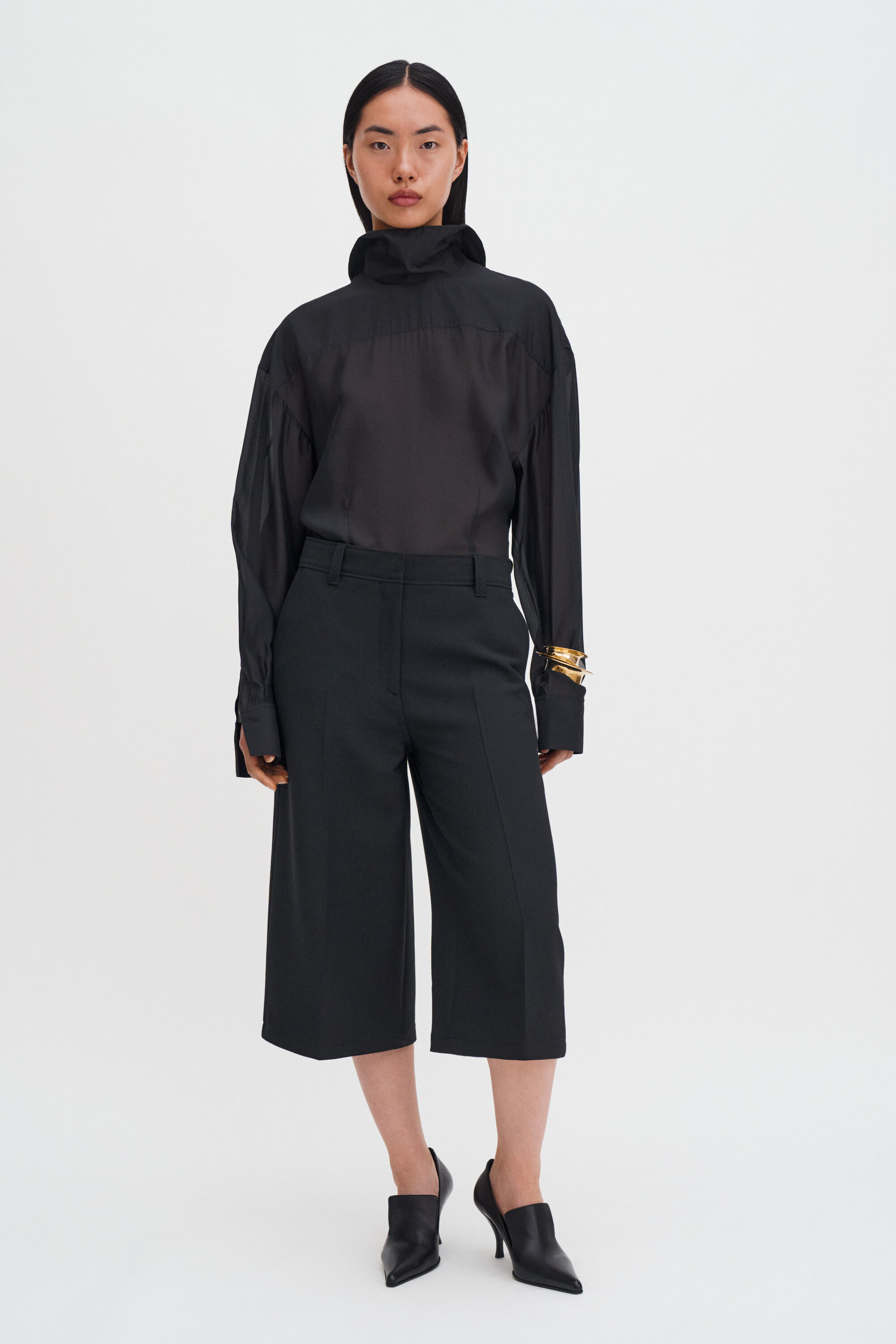 Fold Collar Blouse - Black | FILIPPA K