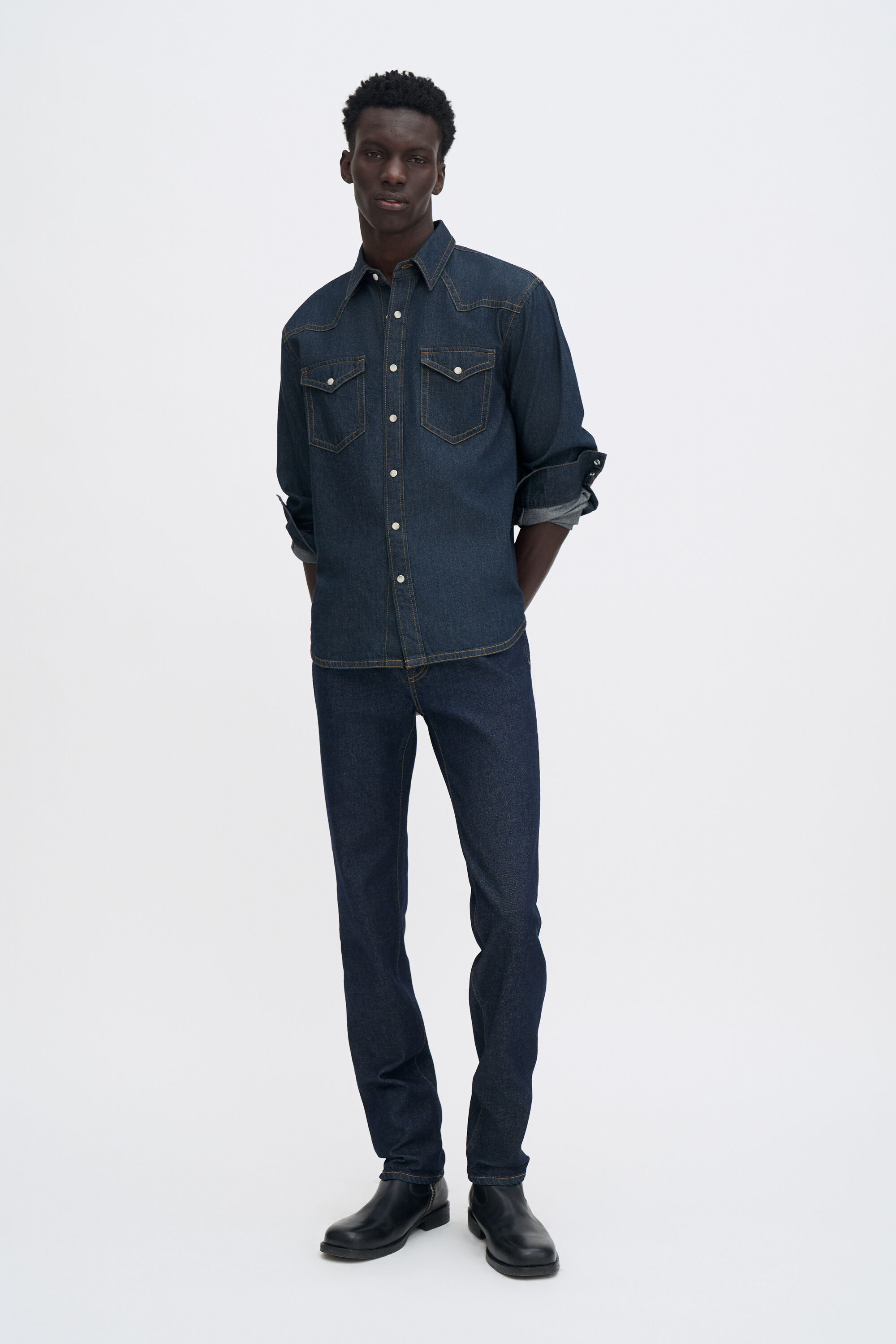 【関税込み】Filippa K トープ Davina テーラードジャケット Filippa Kのトープ Davina テーラードジャケットがセール中