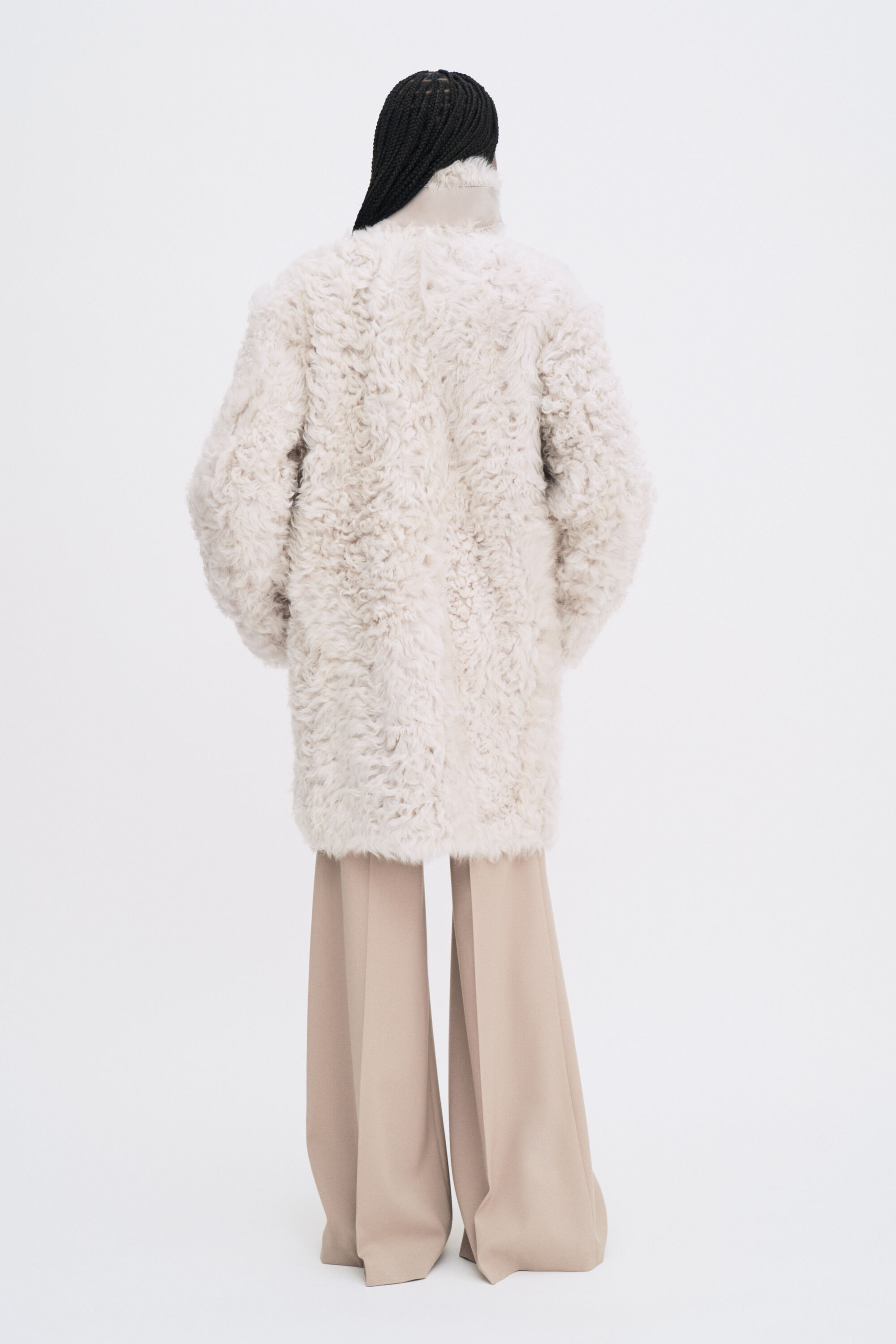 【美品】na.e Reversible Fur Coat_White Reversible Shearling Coat - Cream White | FILIPPA K