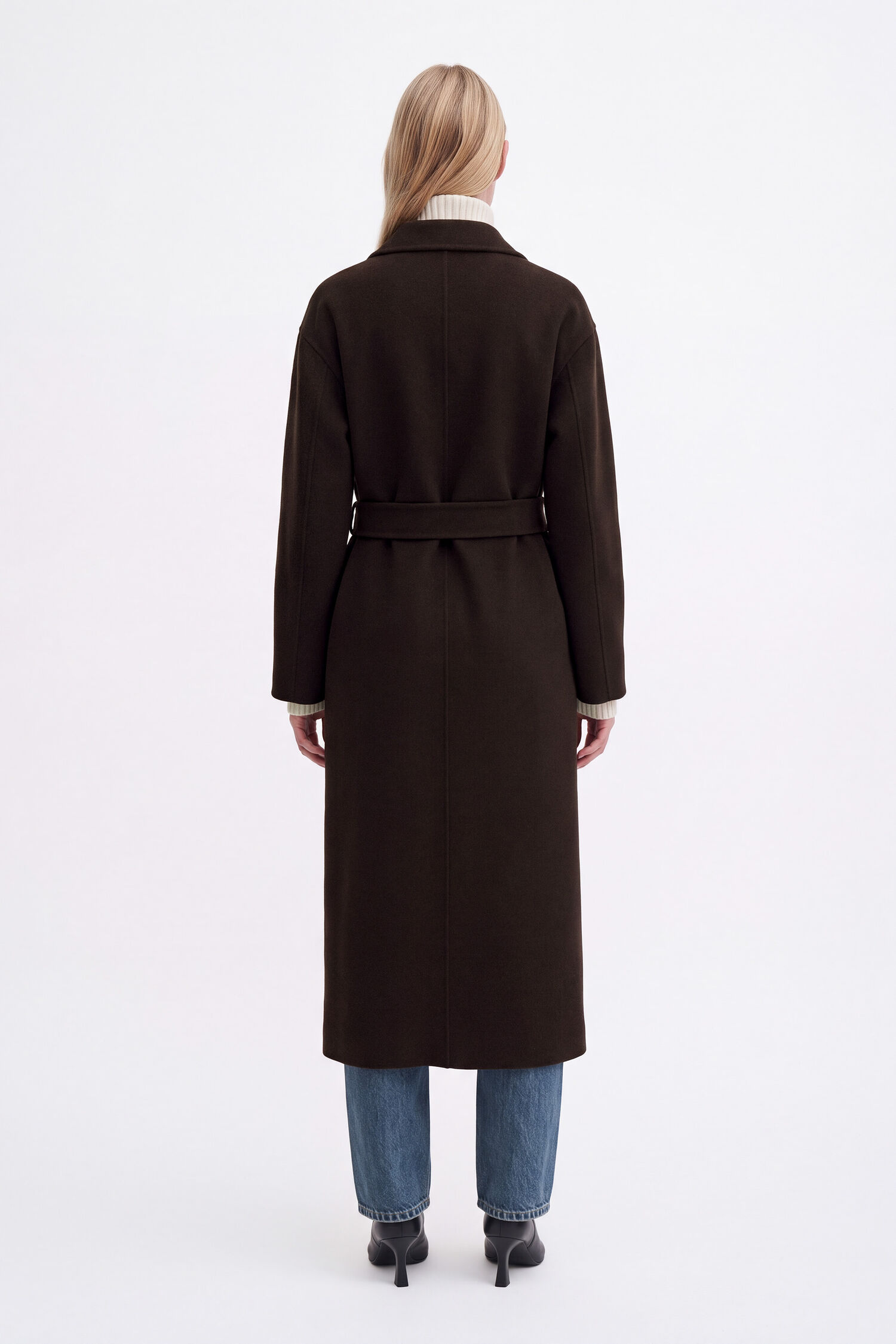 Alexa Coat