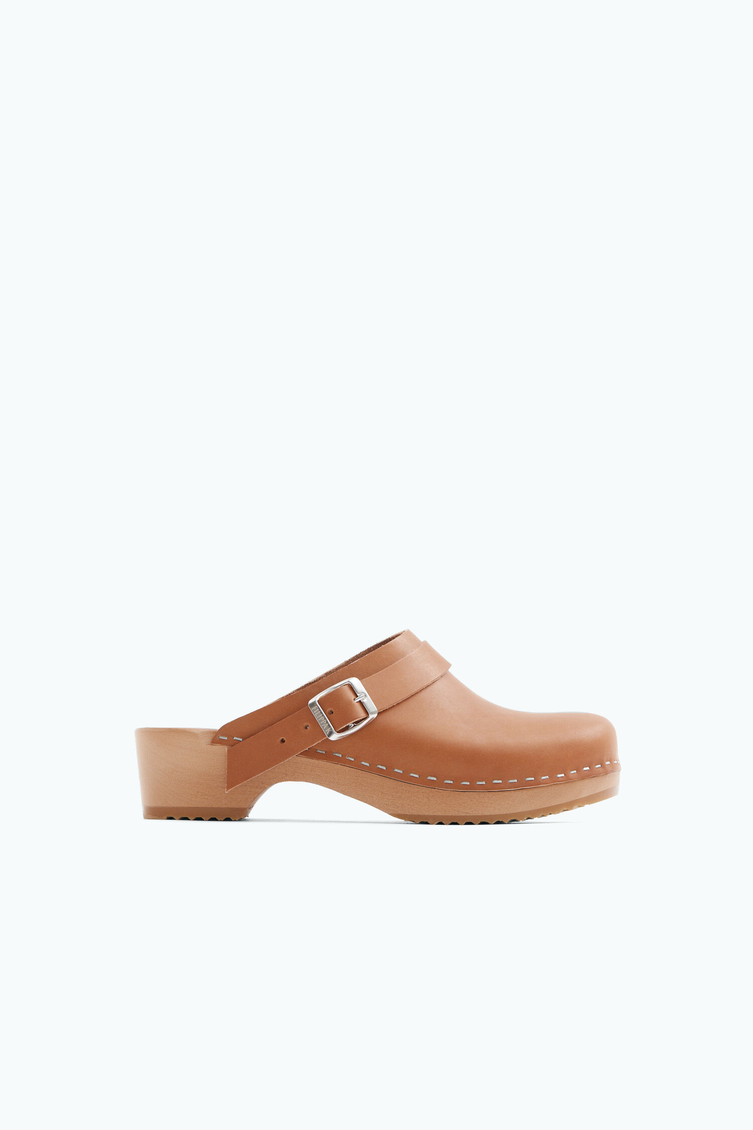 Leather clogs with on sale backstrap