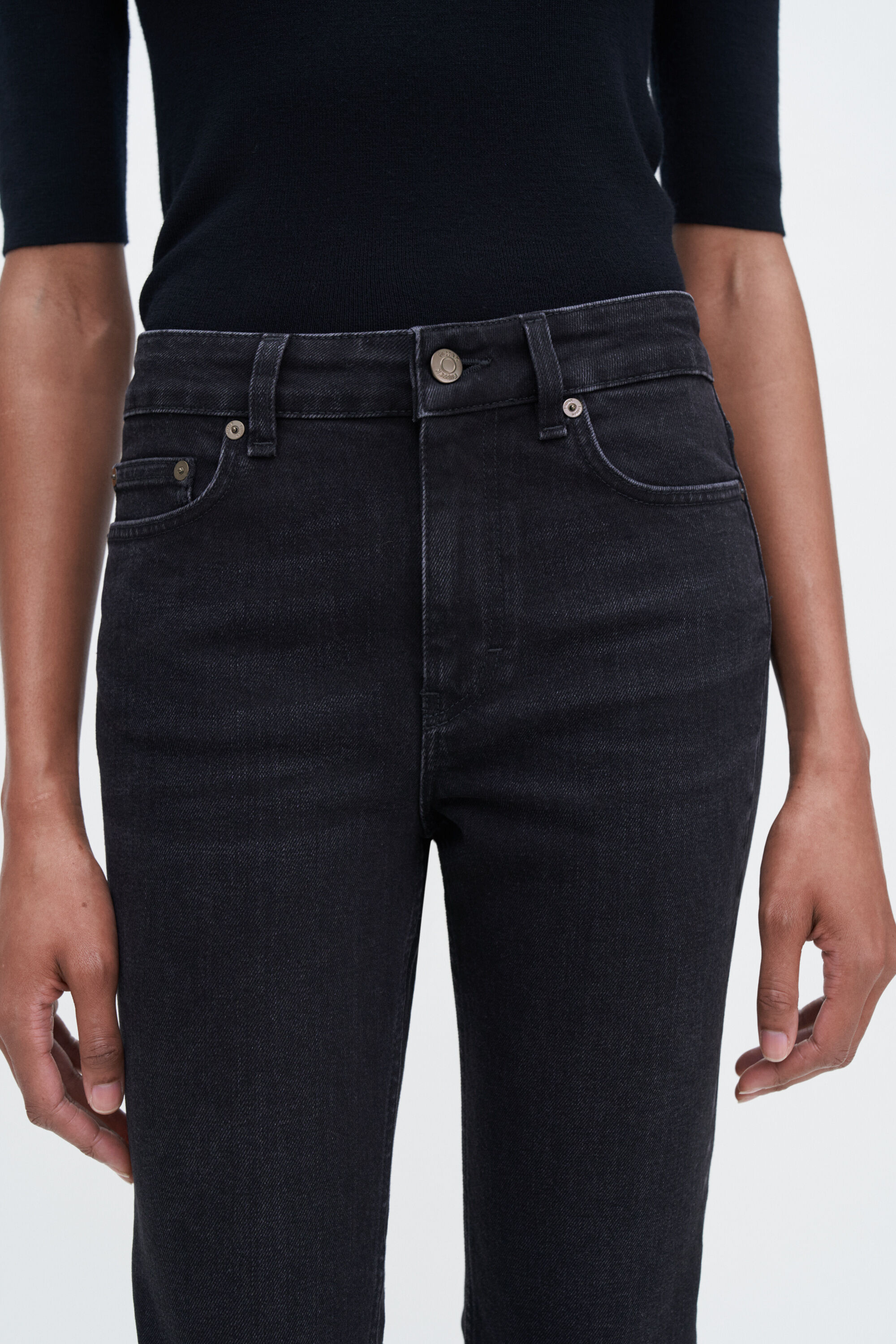 Stella Jeans Cropped - Black Wash | Filippa K