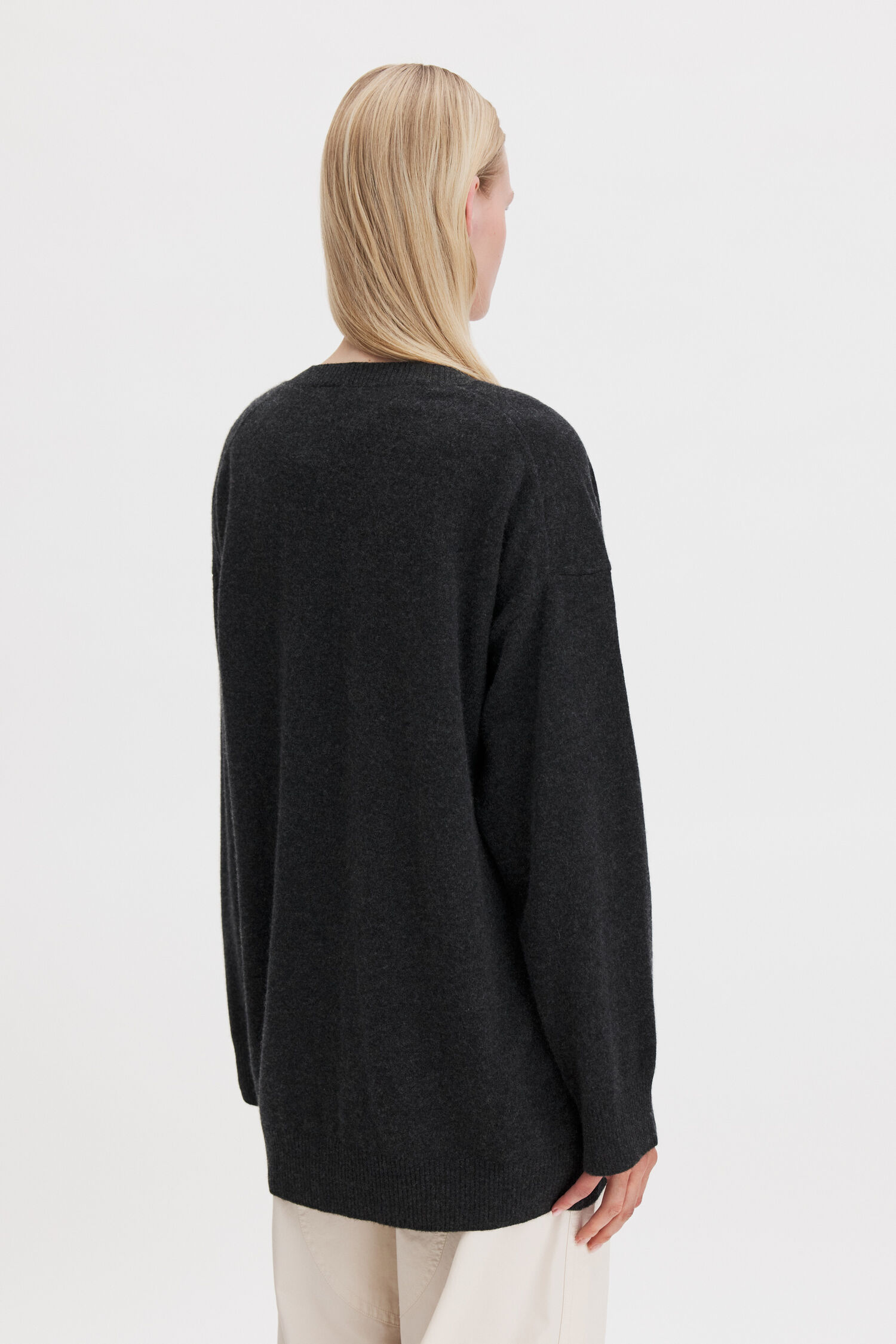 Long V-Neck Cashmere Sweater