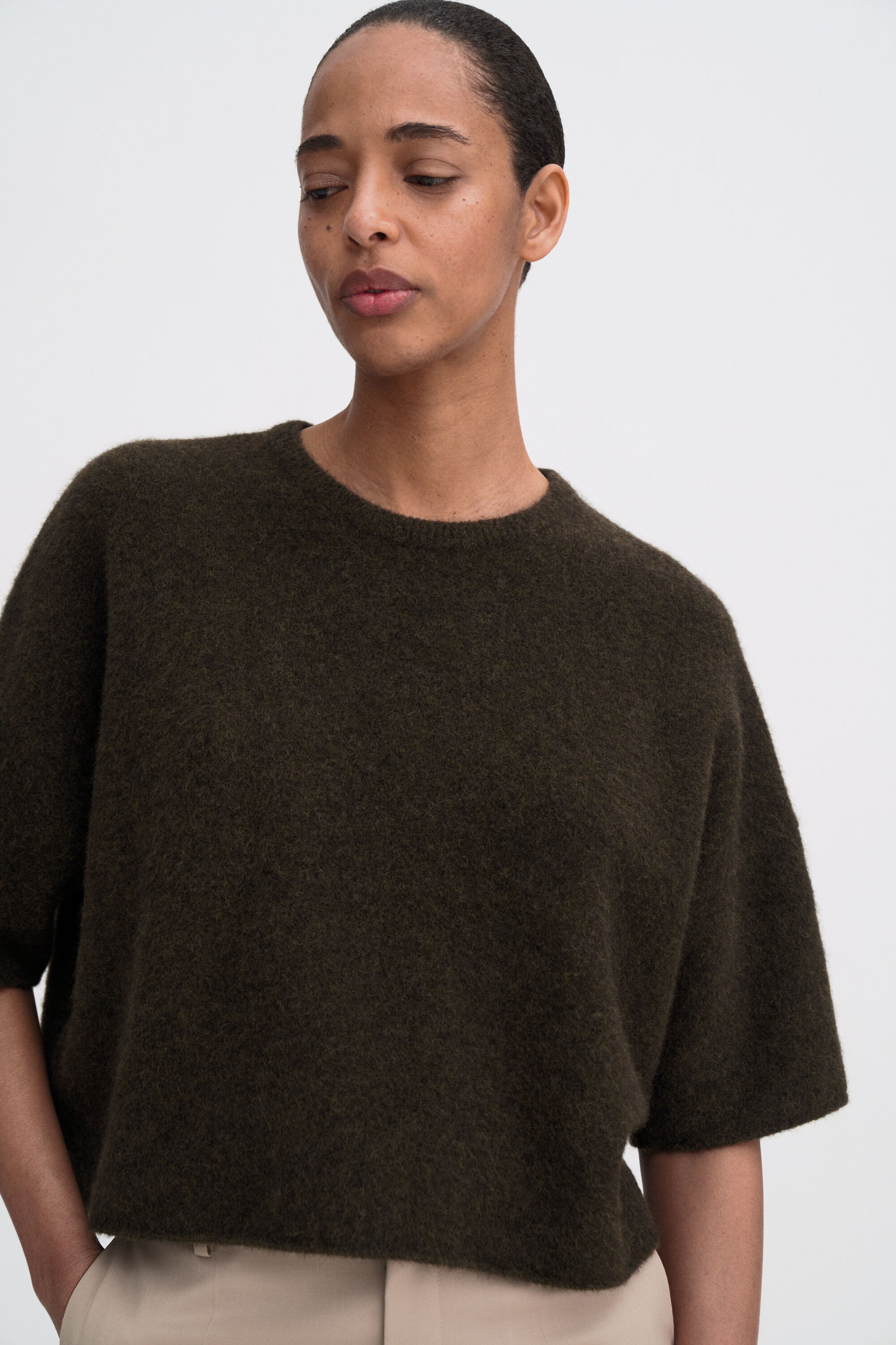 Wool Yak Tee - Dark Khaki Green | FILIPPA K