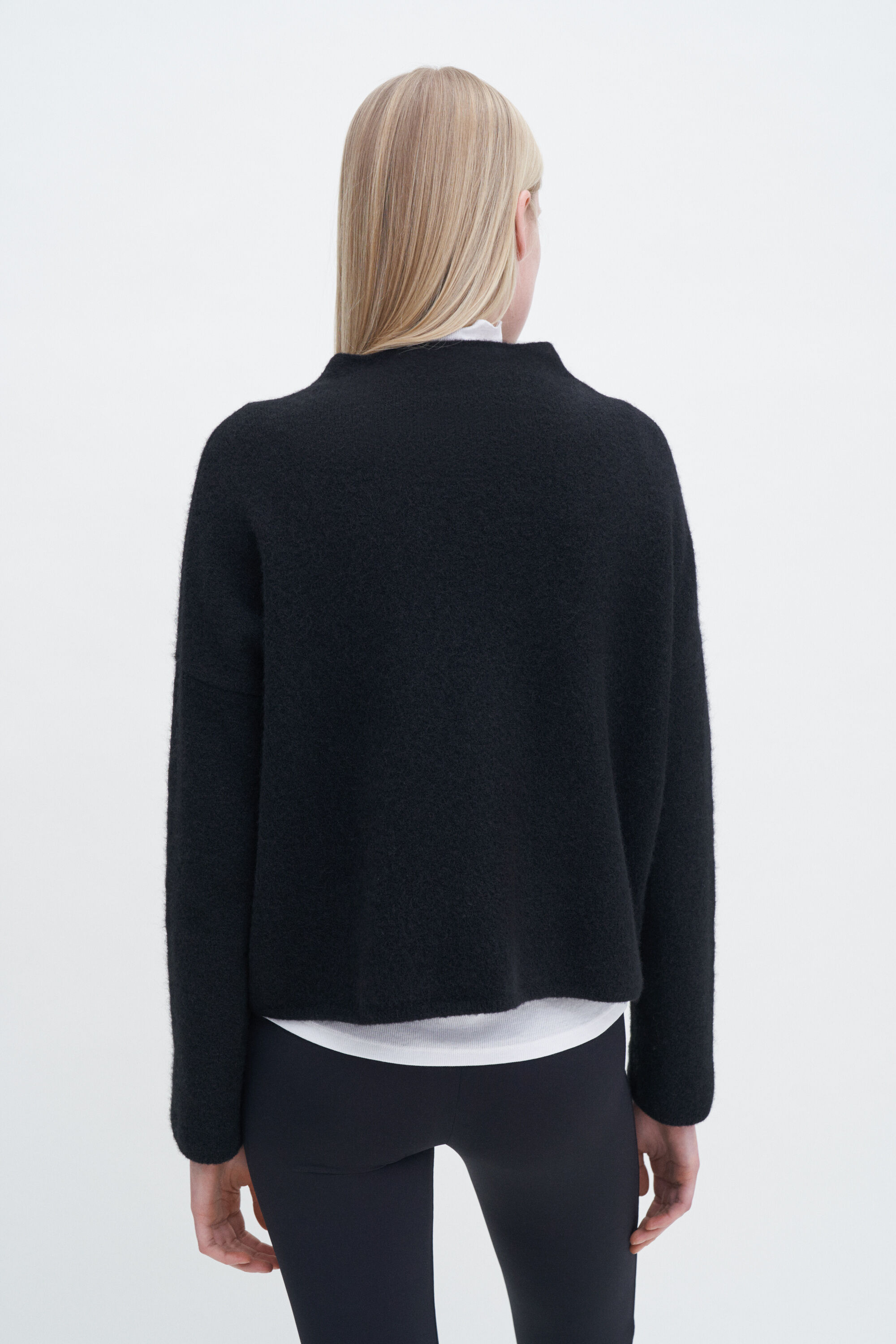 Mika Yak Funnelneck Sweater - Black | Filippa K