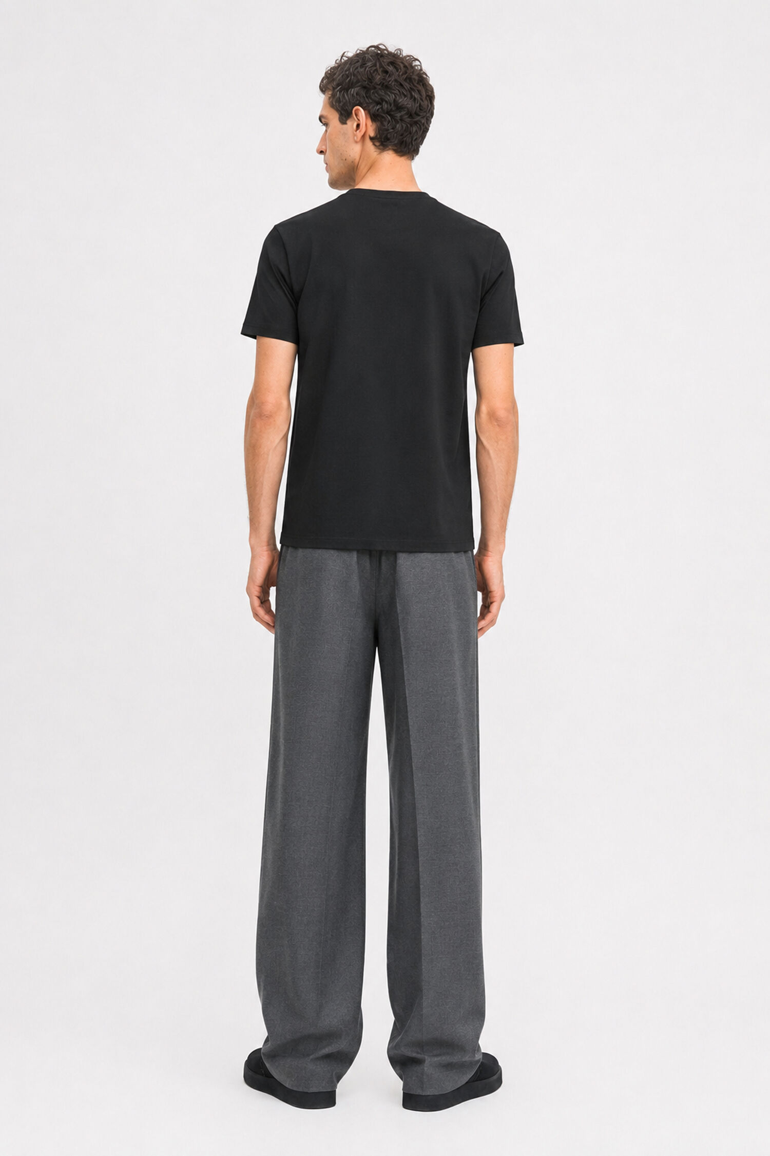M. Lycra V-Neck Tee
