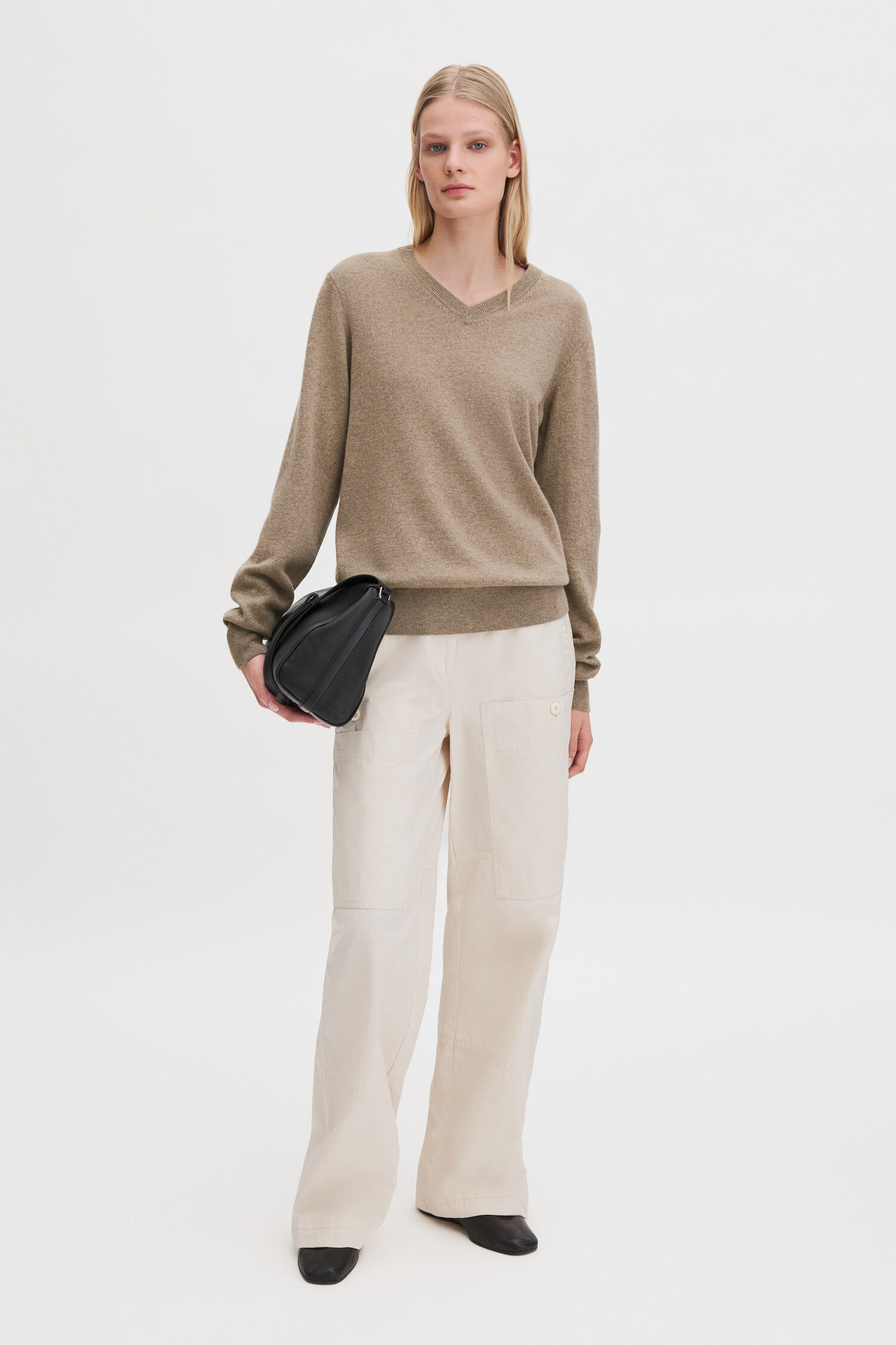 Cashmere V-Neck Sweater