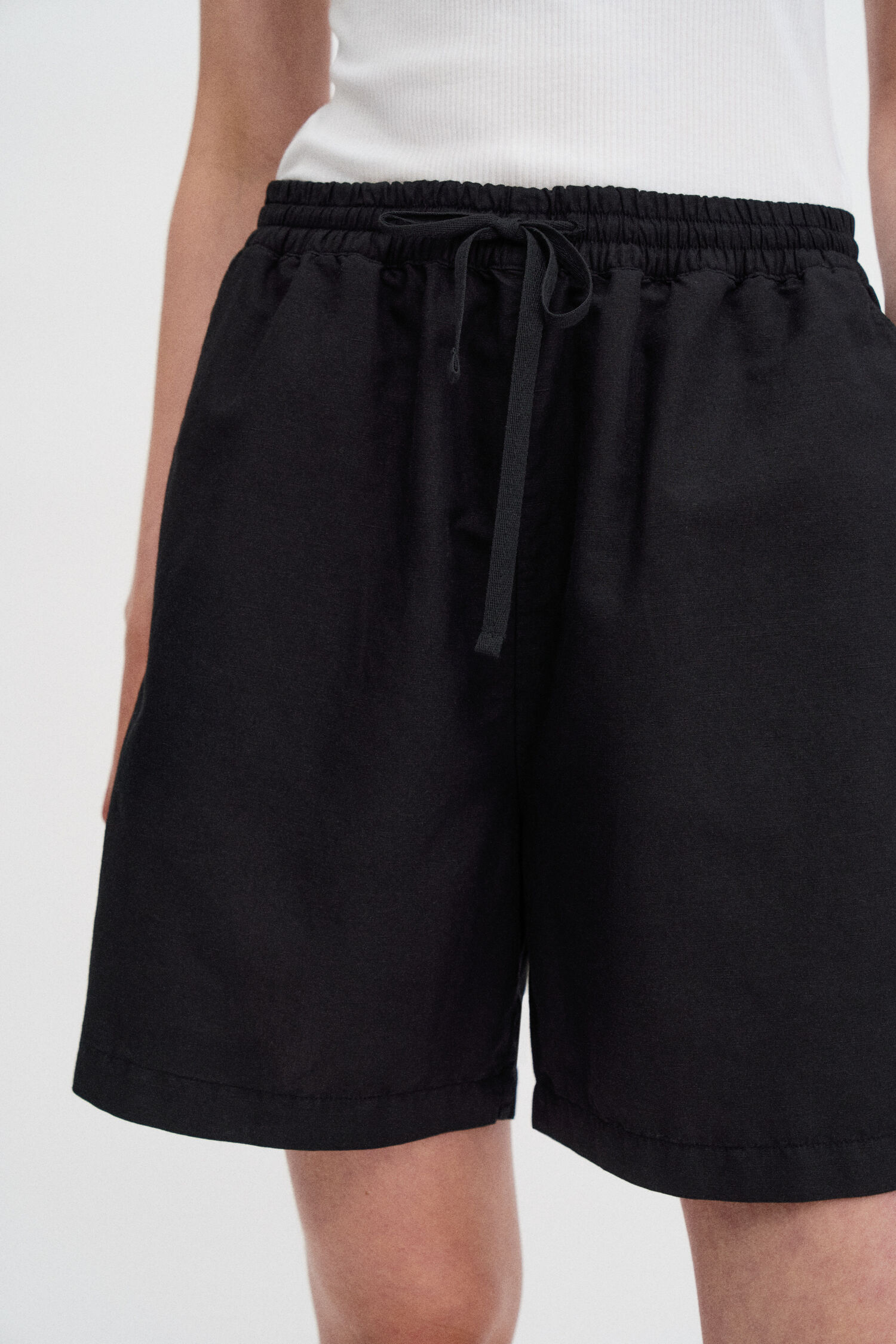 Jessa Linen Shorts