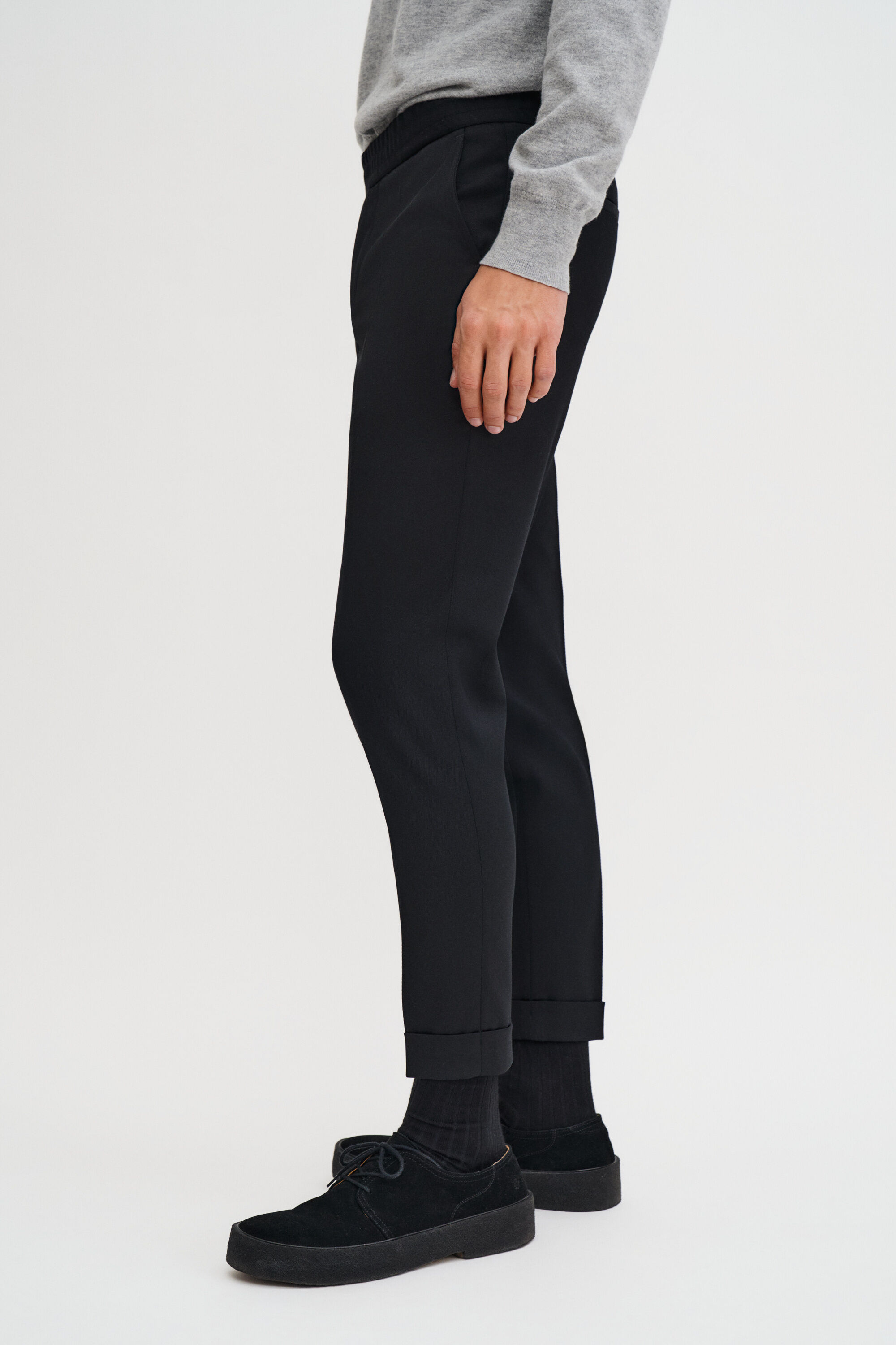 Terry Cropped Trousers - Black | FILIPPA K