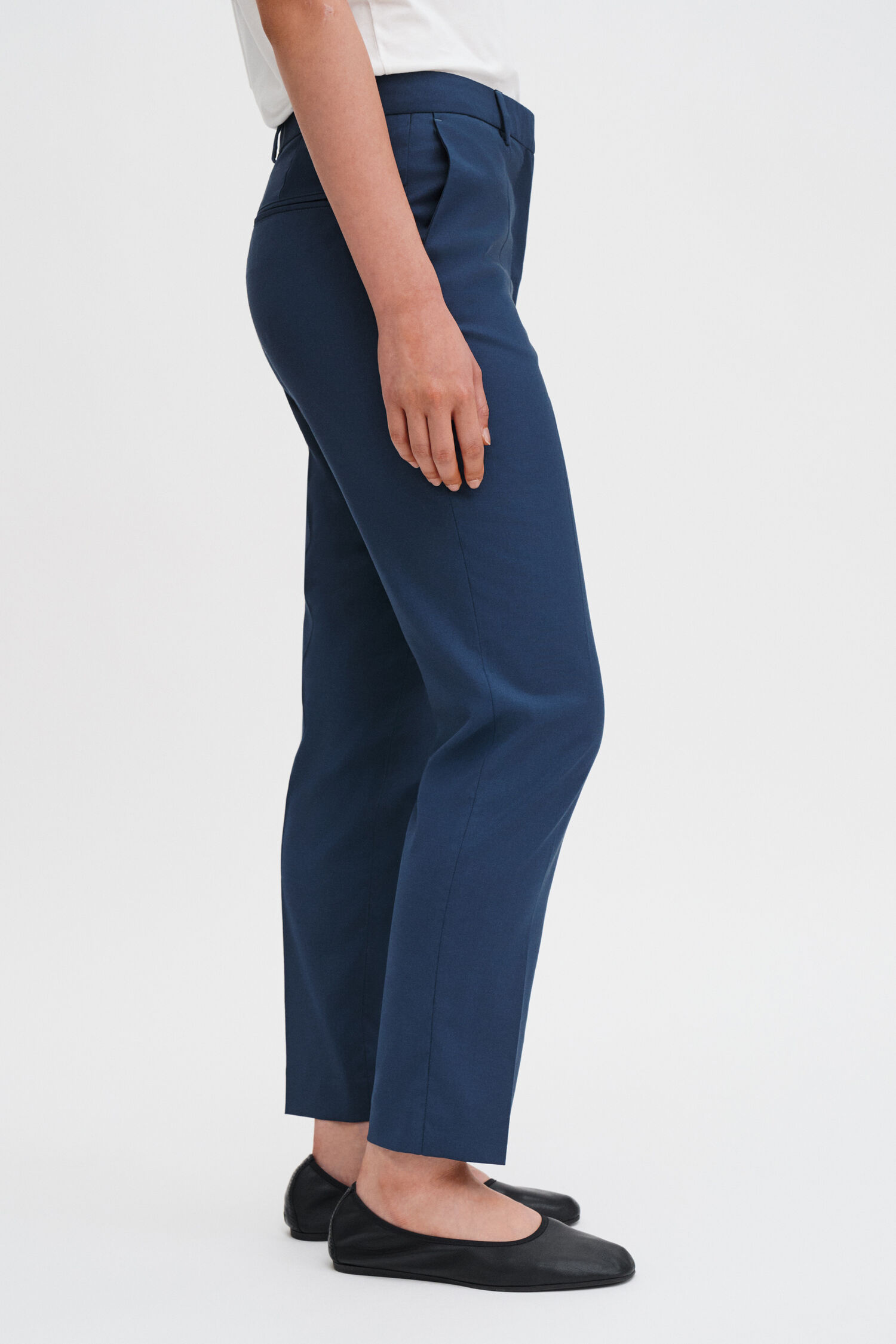 Emma Cropped Cool Wool Trouser