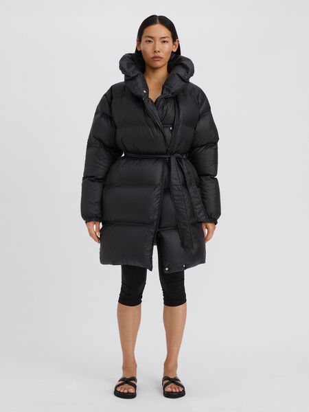  Belted Puffer Jacket