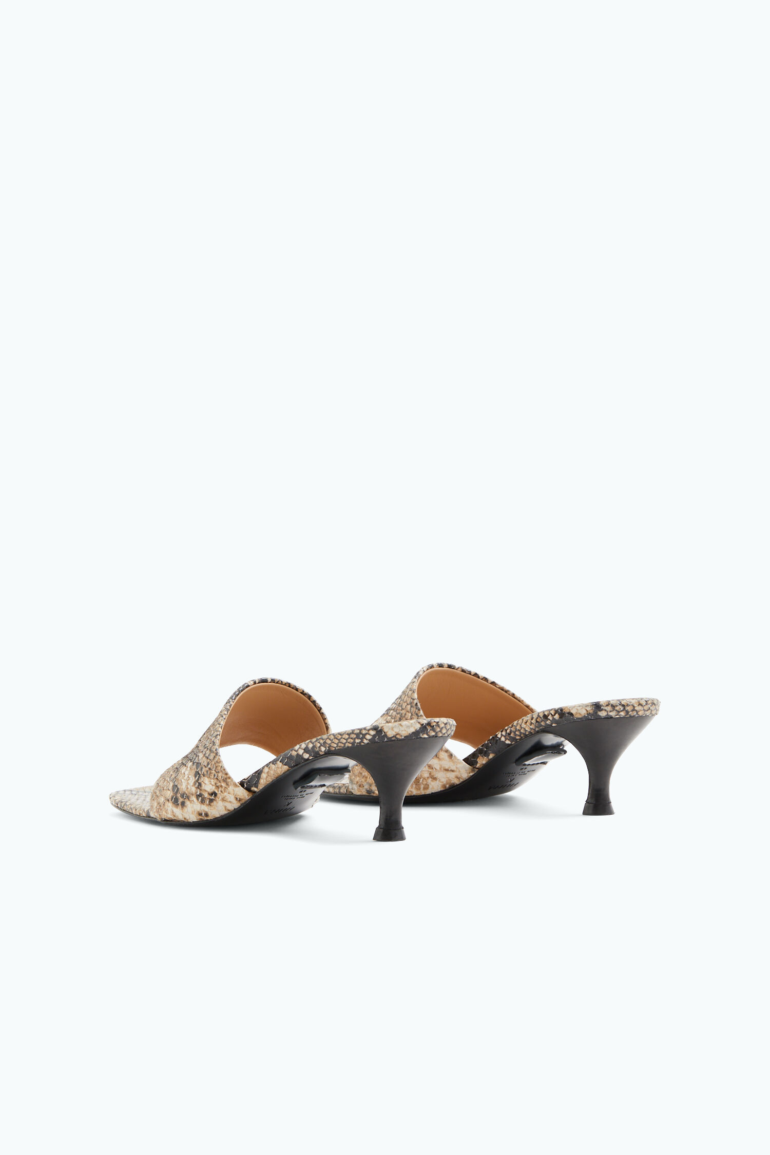 Sandales lacets montants