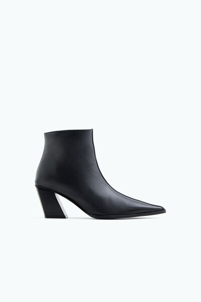 Pointy Ankle Boots