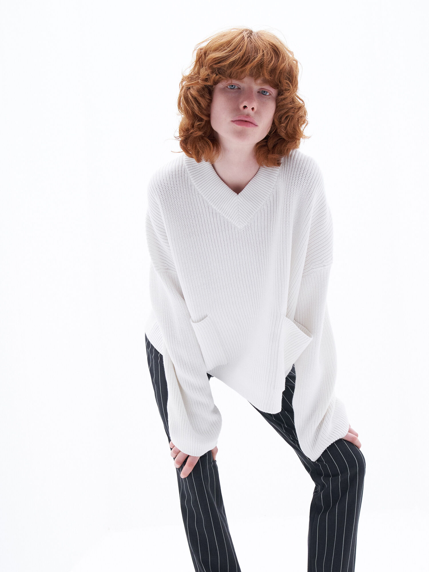 Boxy v neck sweater discount