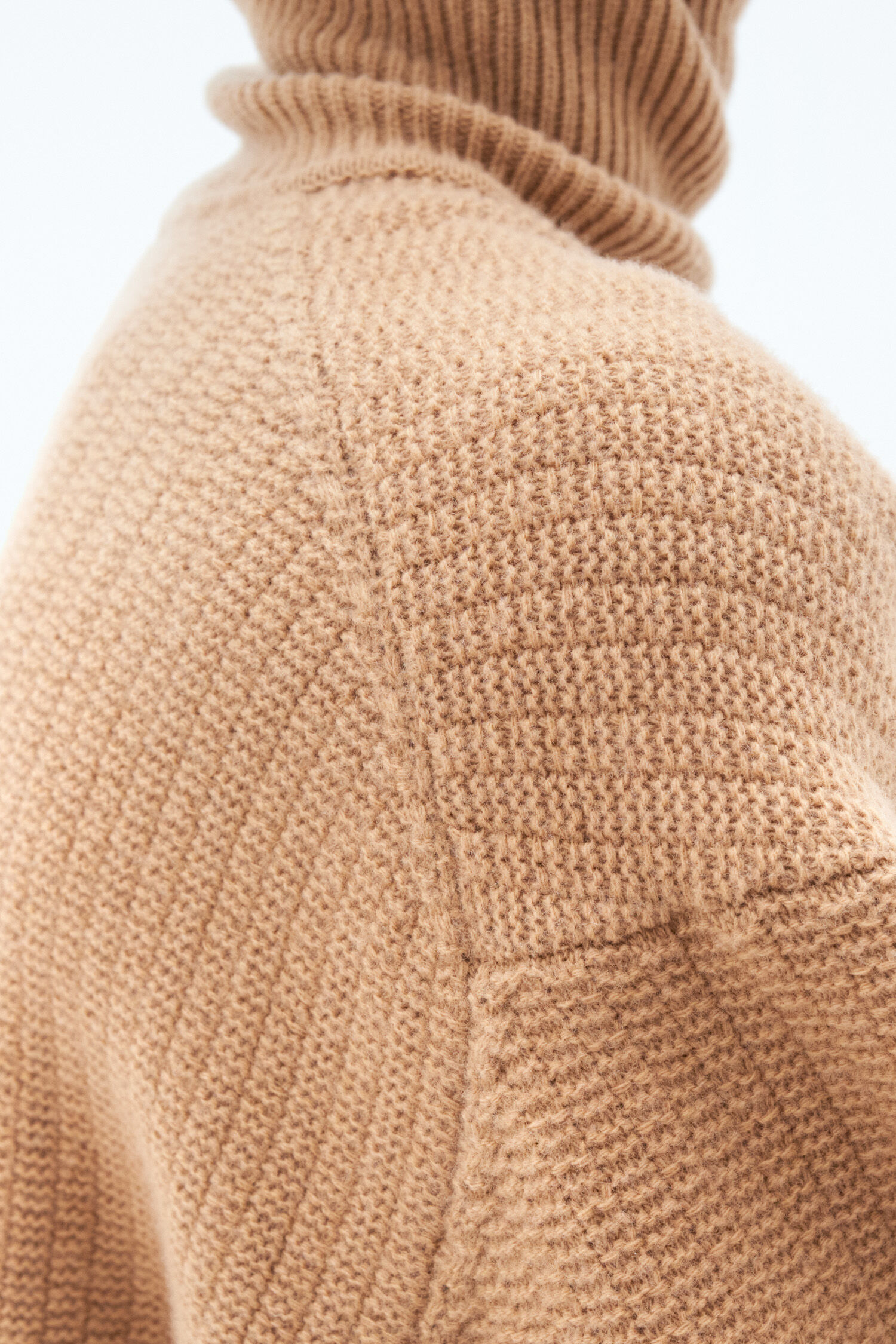 Structure Turtleneck
