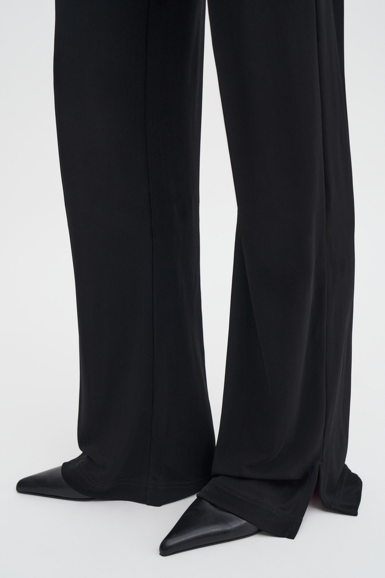 Freja Crepe Trousers