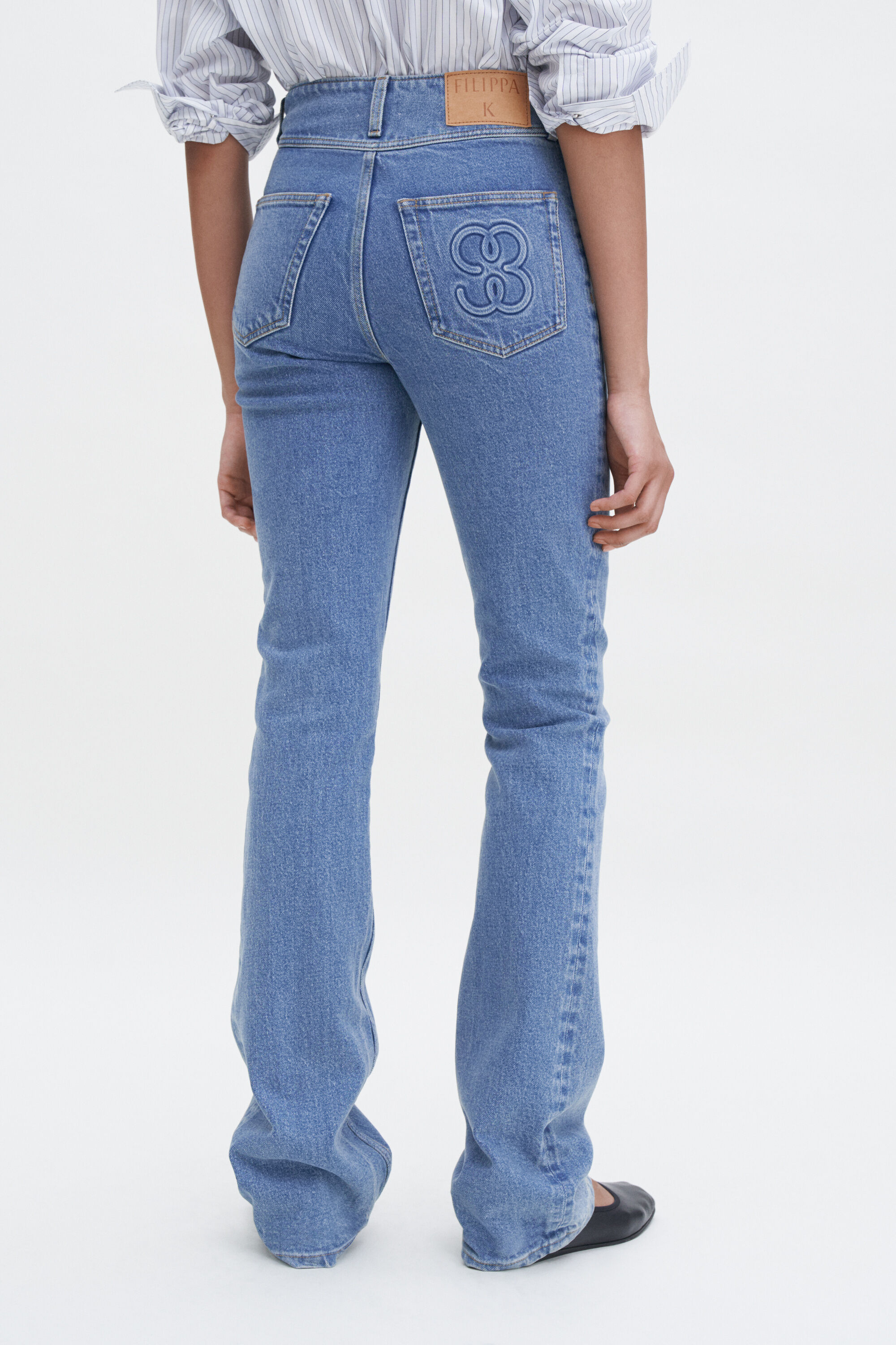 【超目玉】 90s Stacked Bootcut Jeans - Washed Mid Blue | Filippa K デニム+ジーンズ