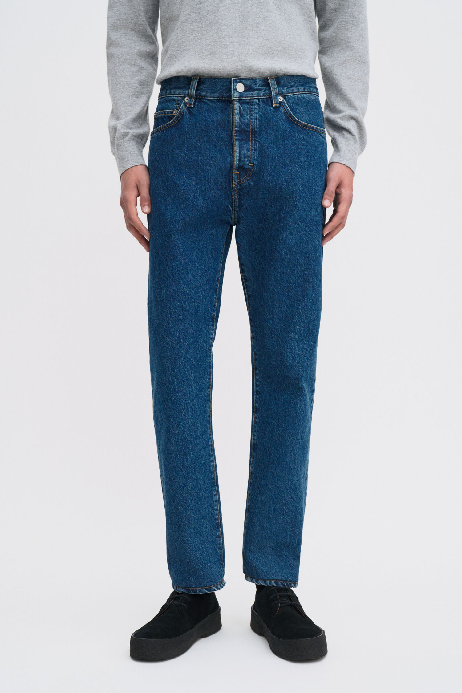 Tapered Cropped Jeans