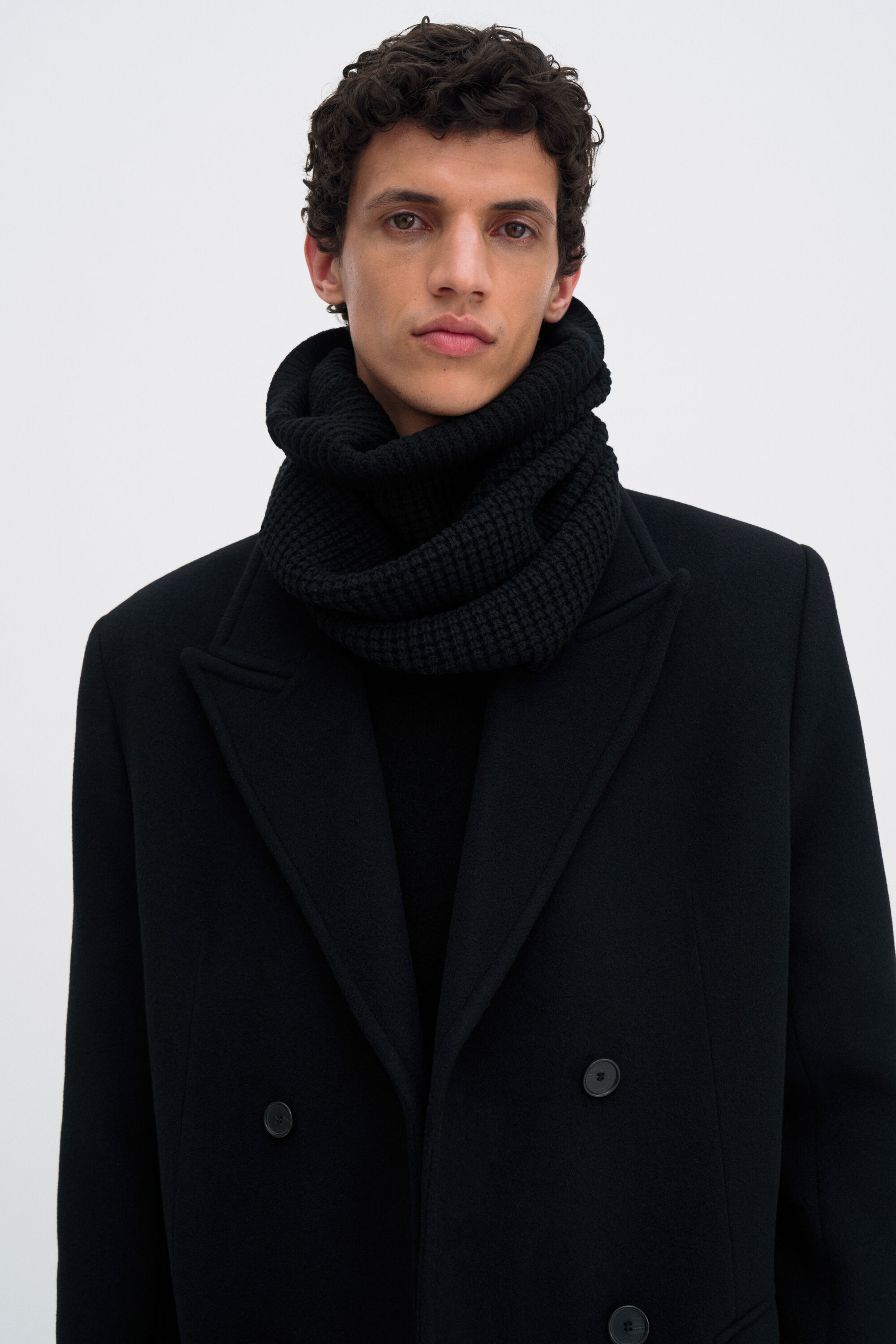 週末限定価格　FILIPPA K/フィリッパ コー　 knitted snood Structured Wool Snood - Black | FILIPPA K