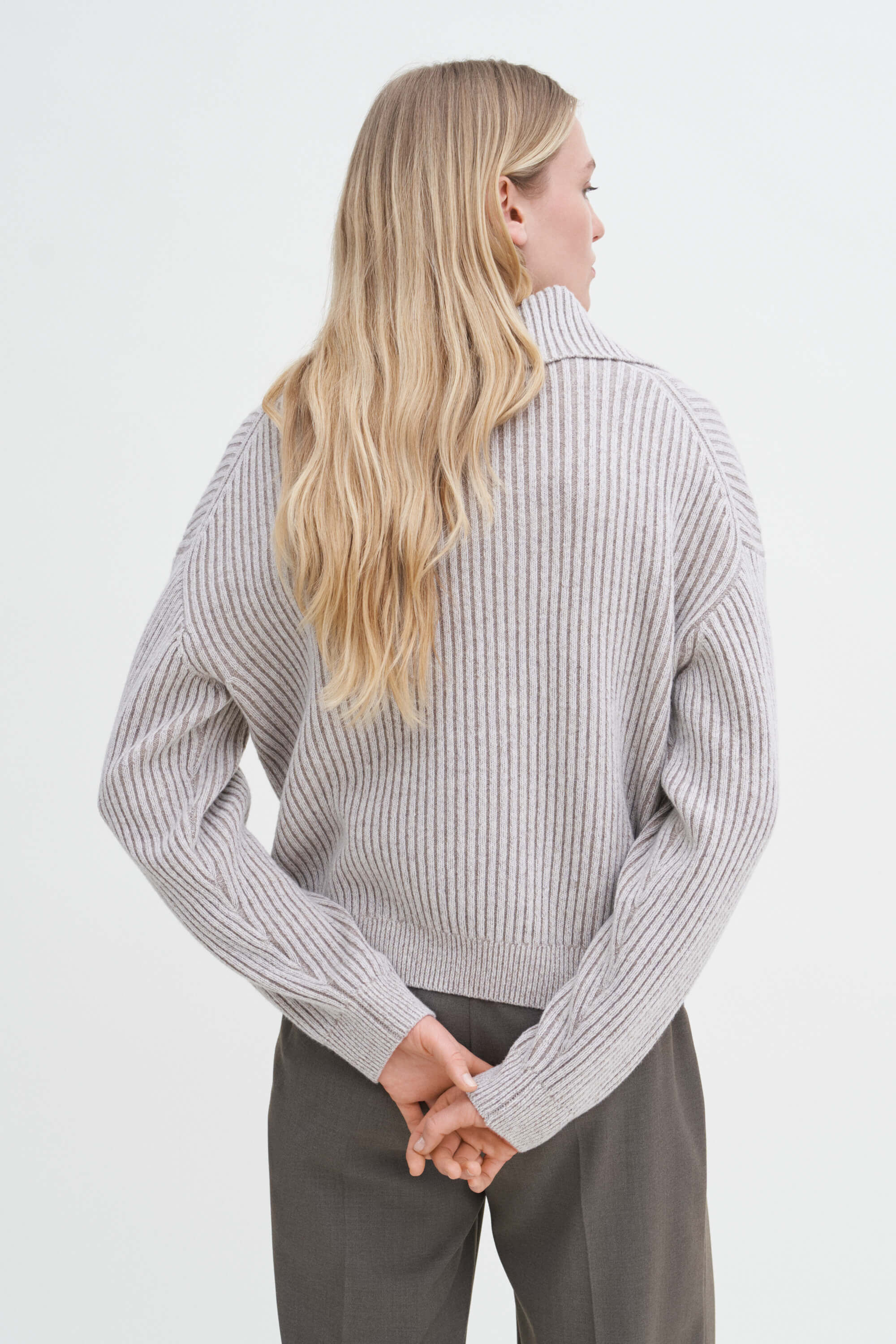 Sweater collars top