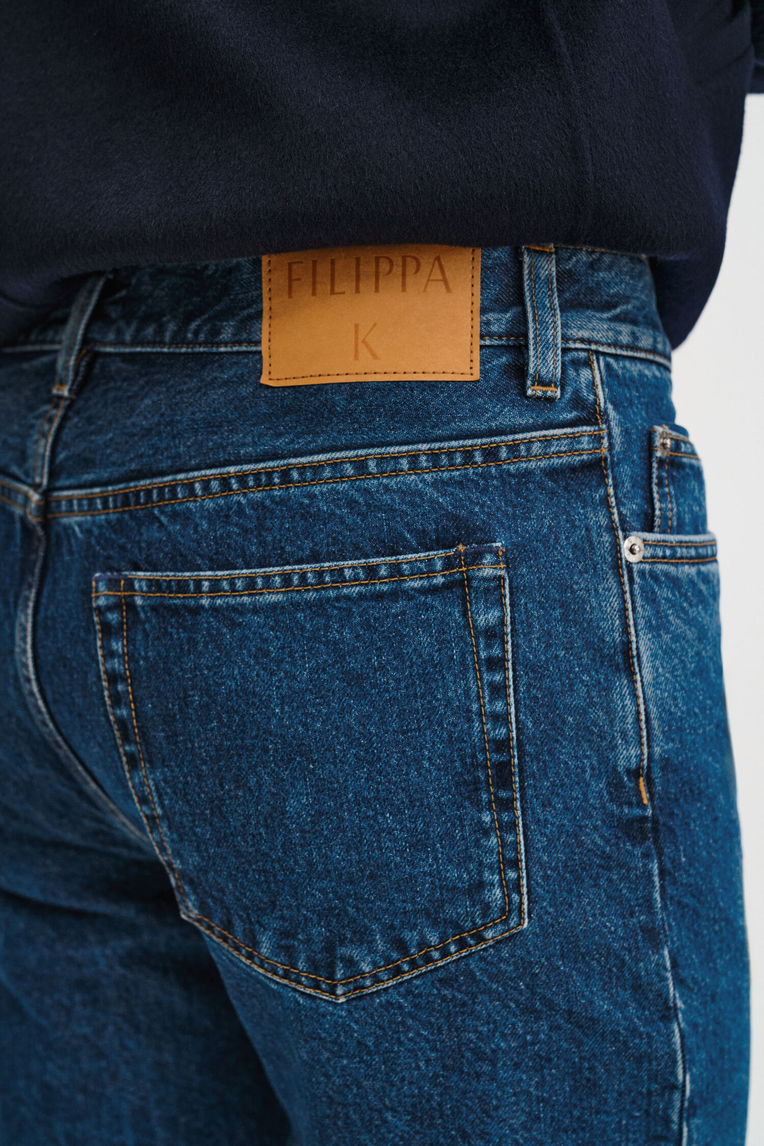 Tapered Cropped Jeans