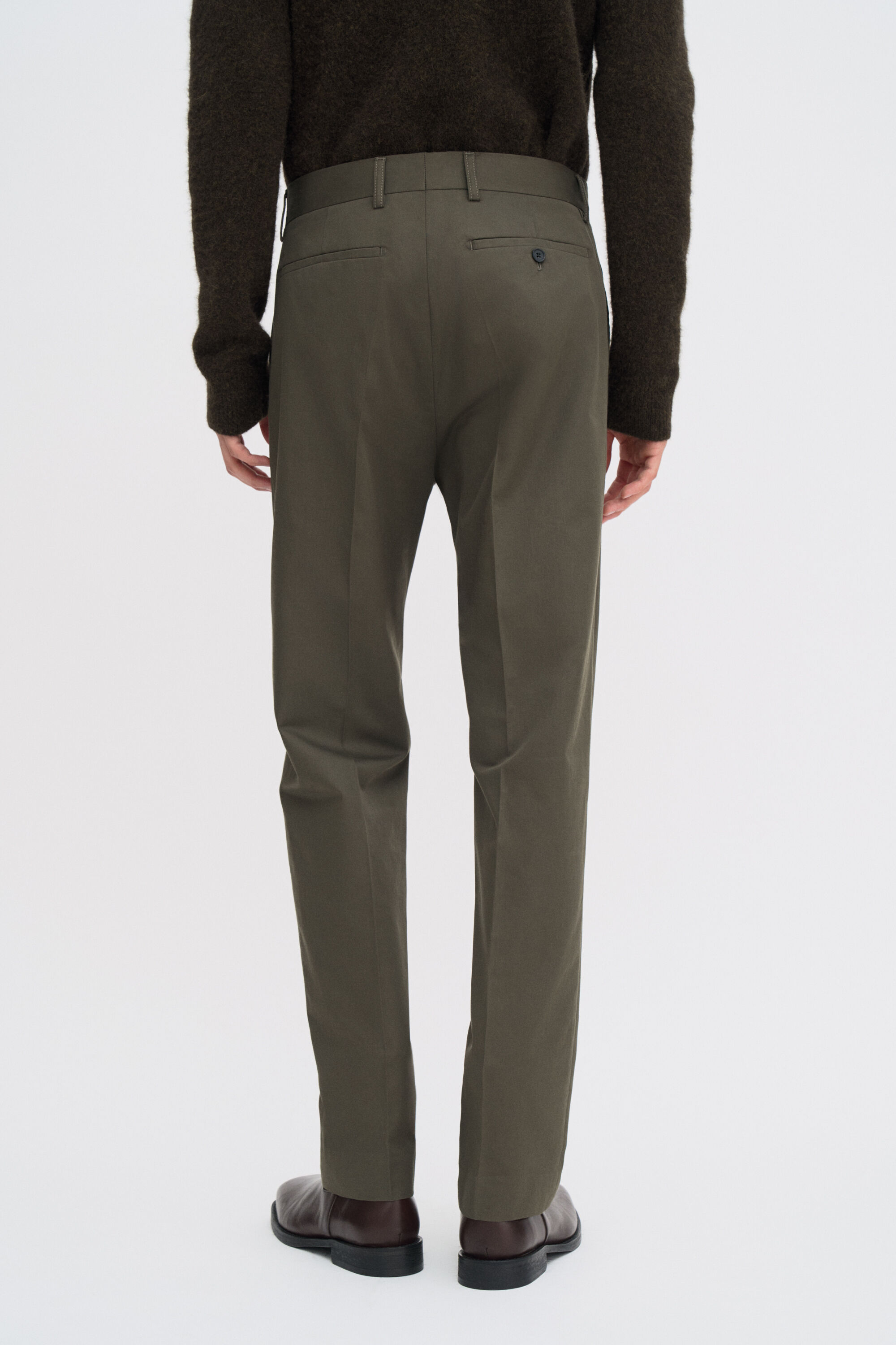Julian Chino Trousers - Dark Olive Green | FILIPPA K