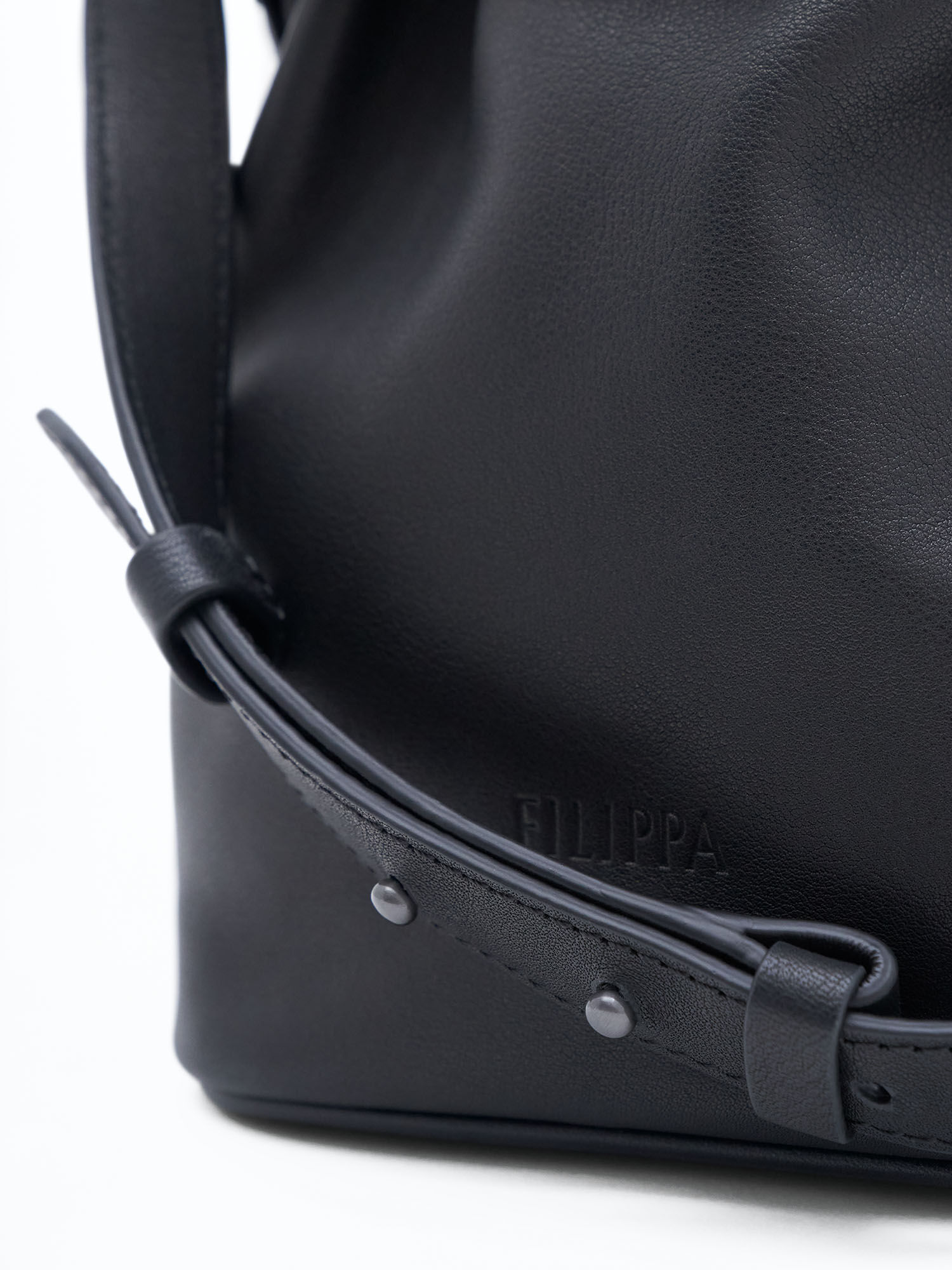 Filippa k shelby bucket bag deals