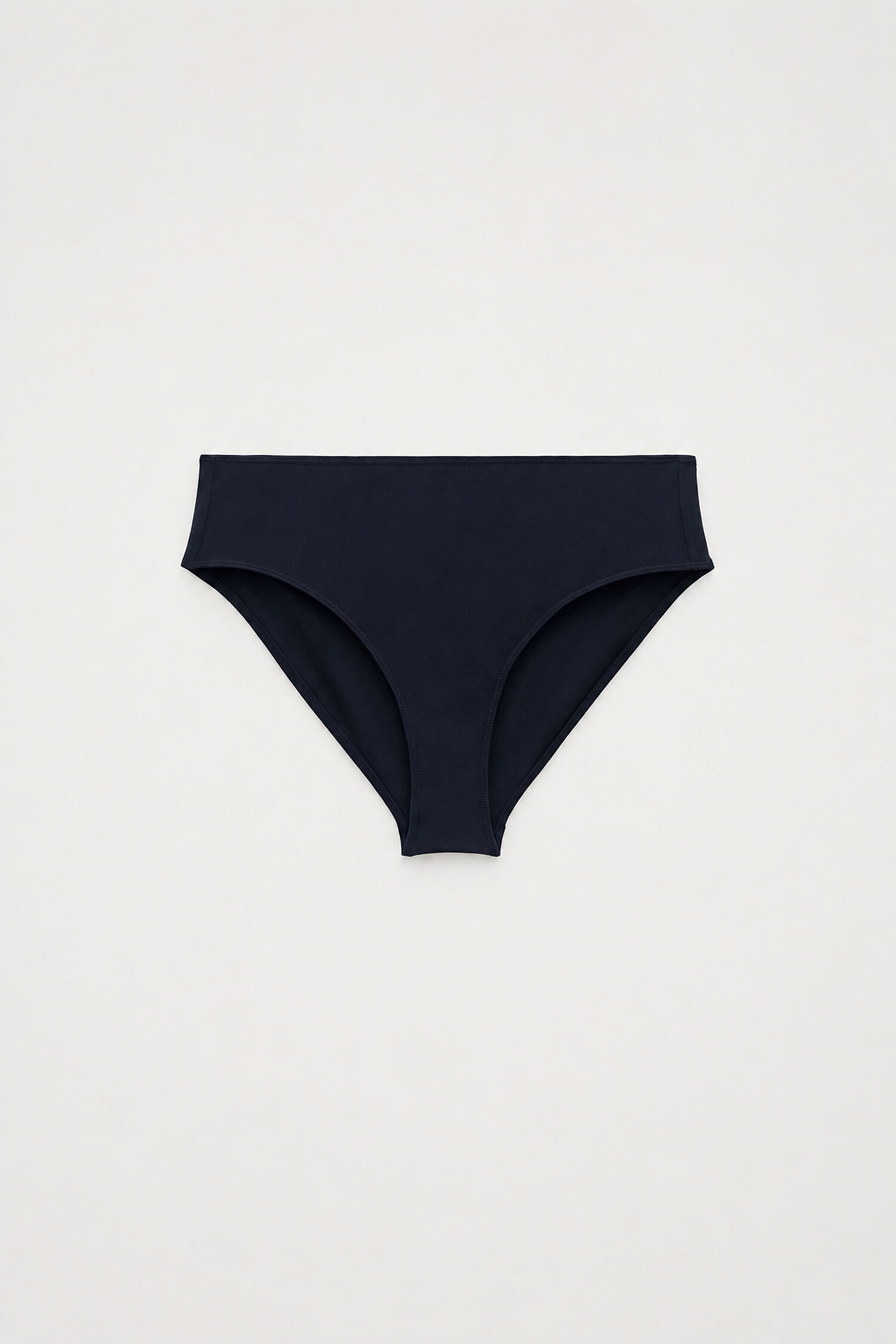 Regular Briefs