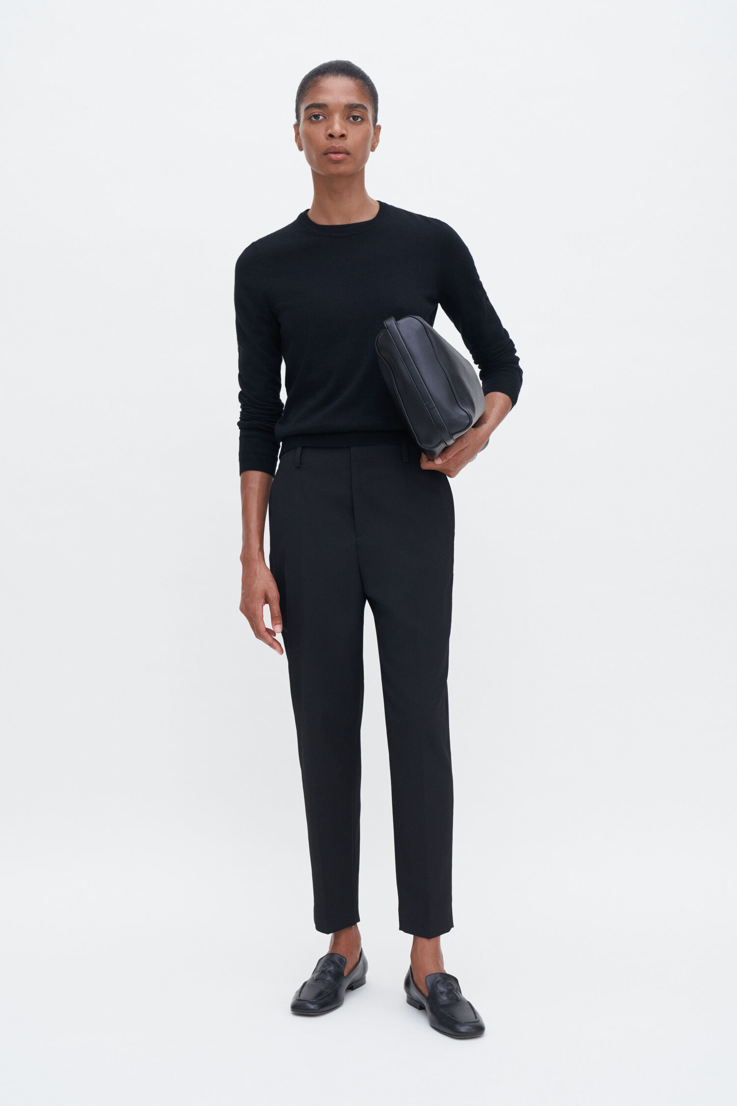 Merino R-neck Sweater