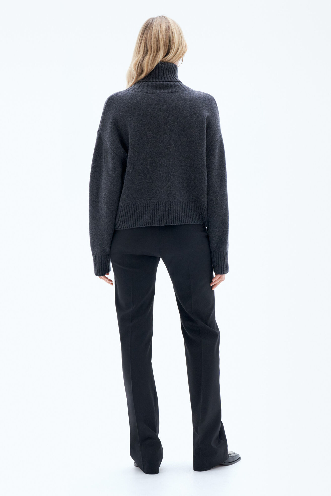 Ladies - Black Cashmere Turtleneck Sweater - Size: L - H&M