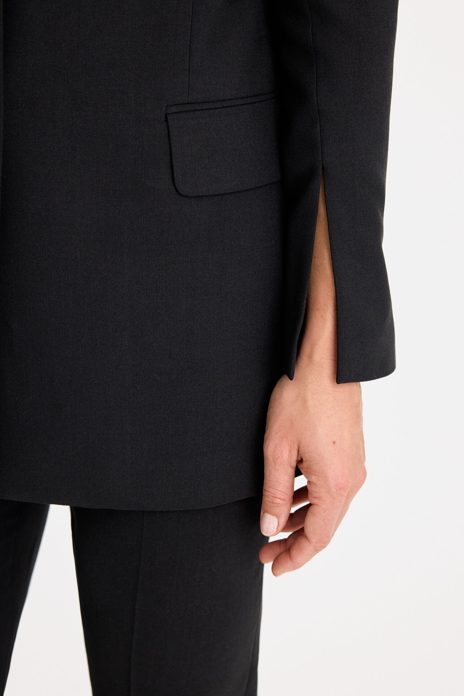 Slit Blazer